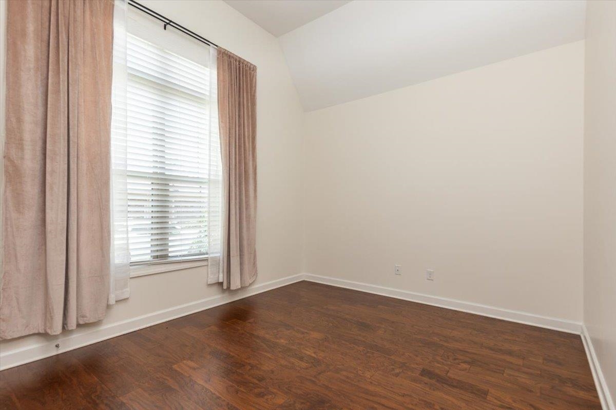 Collierville, Tennessee, 38017, United States, 4 Bedrooms Bedrooms, ,3 BathroomsBathrooms,Residential,For Sale,1907288