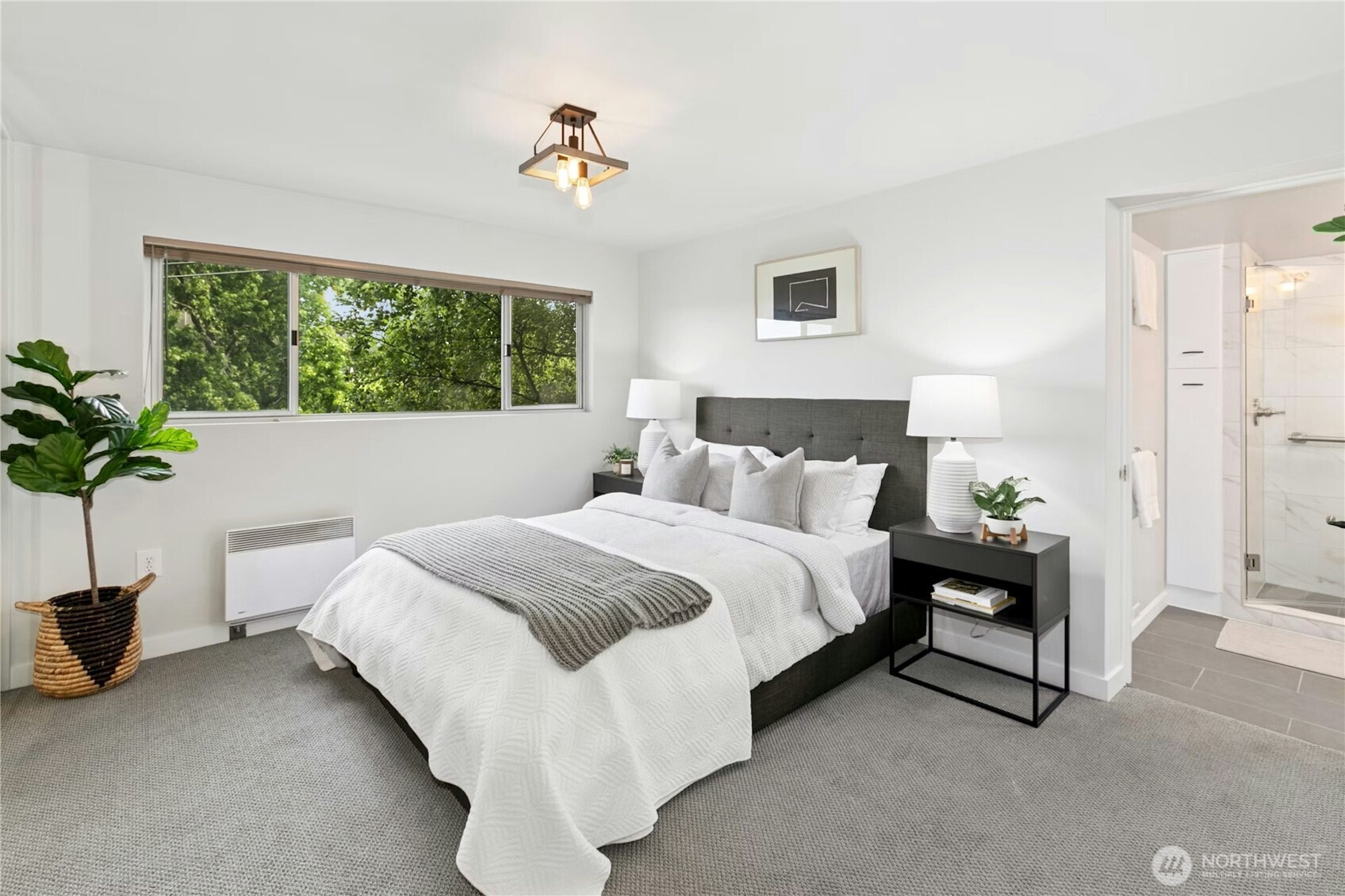 Seattle, Washington, 98102, United States, 2 Bedrooms Bedrooms, ,1 BathroomBathrooms,Residential,For Sale,1973111