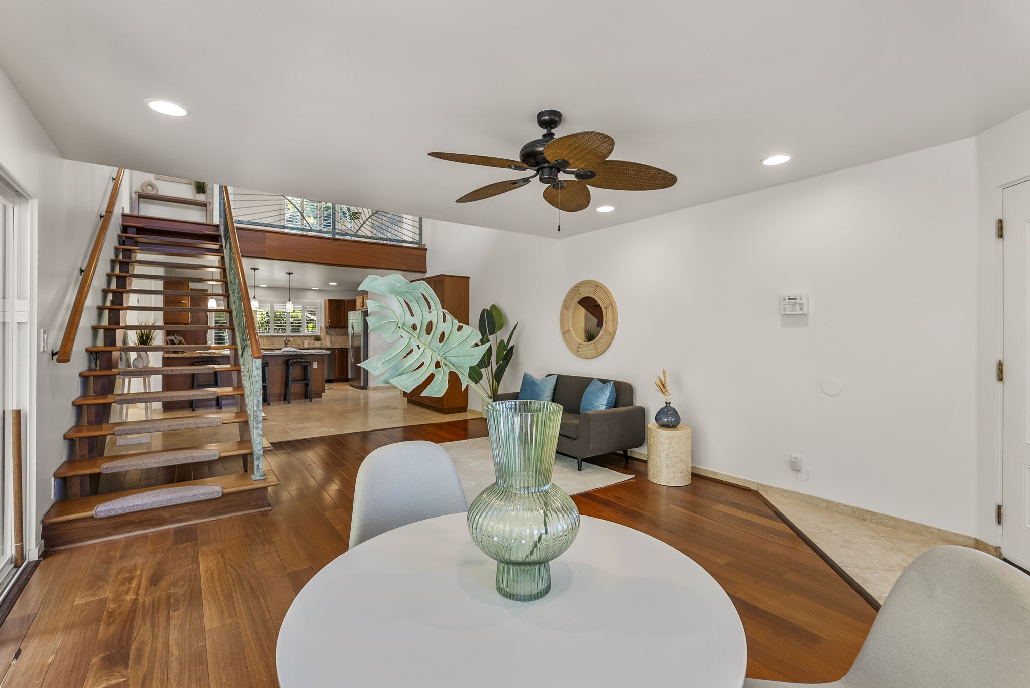 Kailua, Hawaii, 96734, United States, 6 Bedrooms Bedrooms, ,4 BathroomsBathrooms,Residential,For Sale,1981977