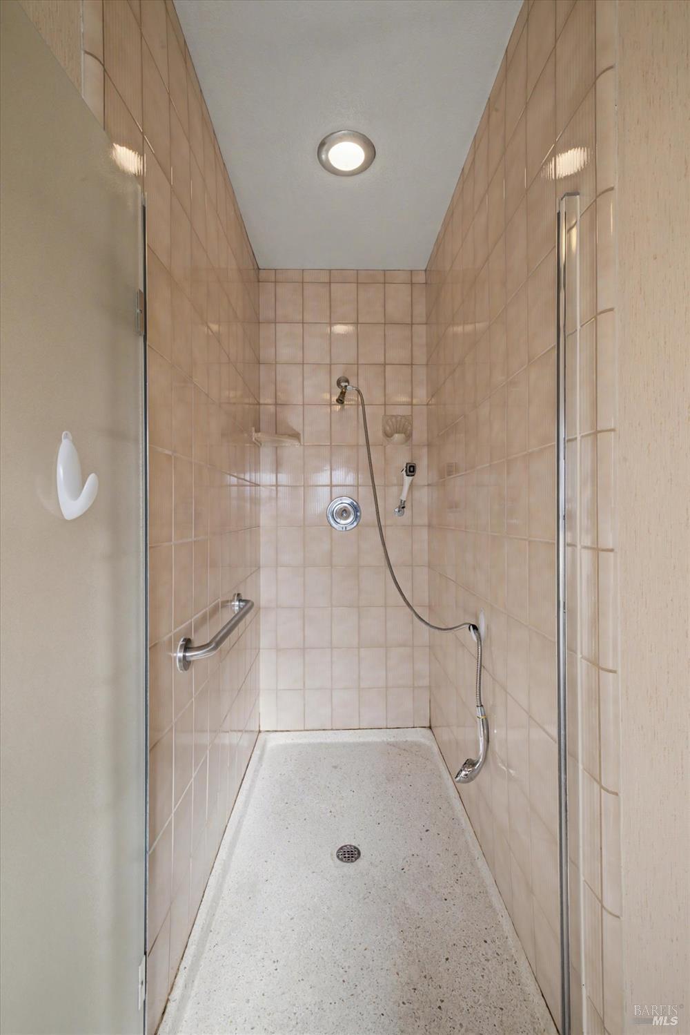 Dixon, California, 95620, United States, 3 Bedrooms Bedrooms, ,3 BathroomsBathrooms,Residential,For Sale,2012017