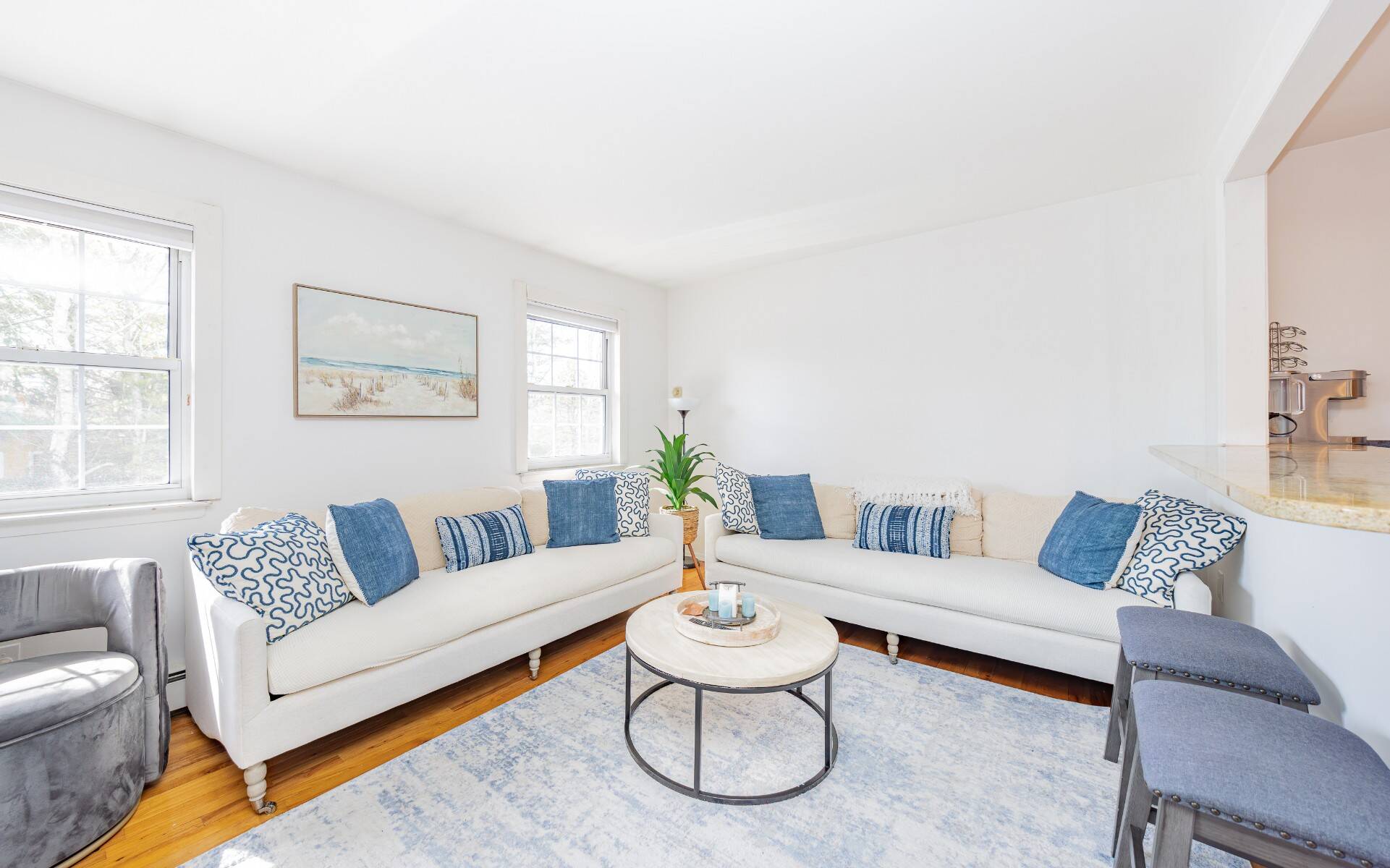 26 LAYTON AVE, #27 27