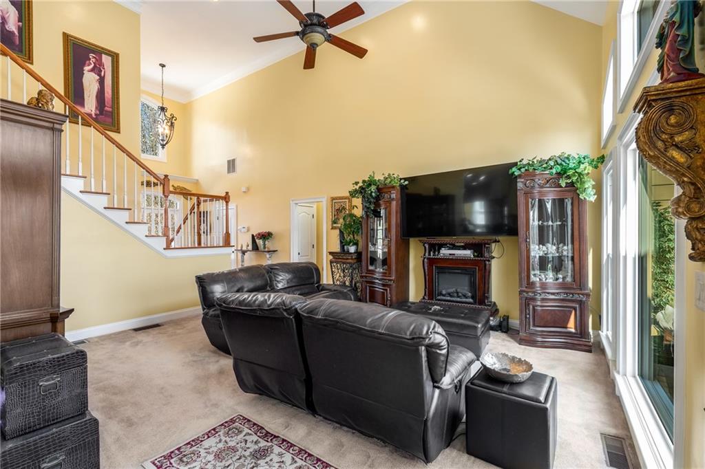 Gainesville, Georgia, 30506, United States, 4 Bedrooms Bedrooms, ,3 BathroomsBathrooms,Residential,For Sale,1737543