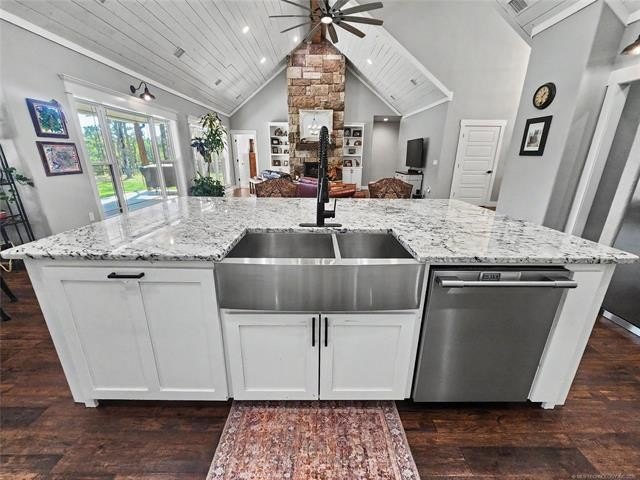 Tahlequah, Oklahoma, 74464, United States, 4 Bedrooms Bedrooms, ,4 BathroomsBathrooms,Residential,For Sale,2040103