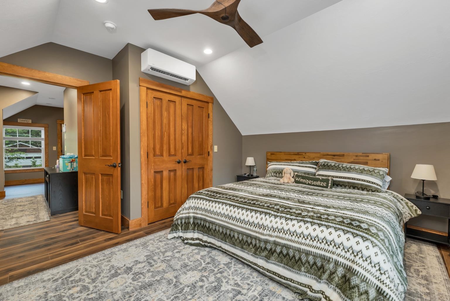 Meredith, New Hampshire, 03253, United States, 7 Bedrooms Bedrooms, ,7 BathroomsBathrooms,Residential,For Sale,1828191