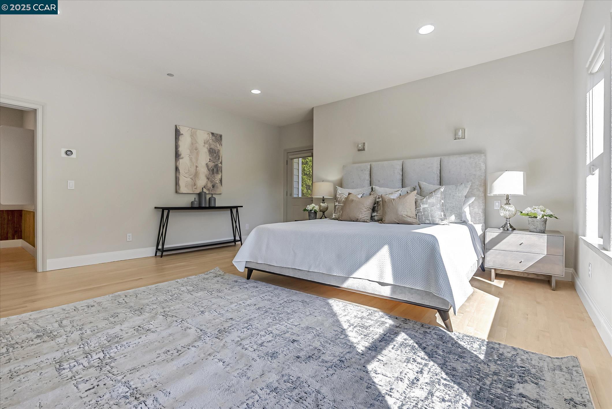 Orinda, California, 94563, United States, 4 Bedrooms Bedrooms, ,3 BathroomsBathrooms,Residential,For Sale,1942237