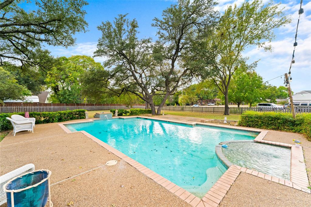 Duncanville, Texas, 75137, United States, 4 Bedrooms Bedrooms, ,3 BathroomsBathrooms,Residential,For Sale,1993899