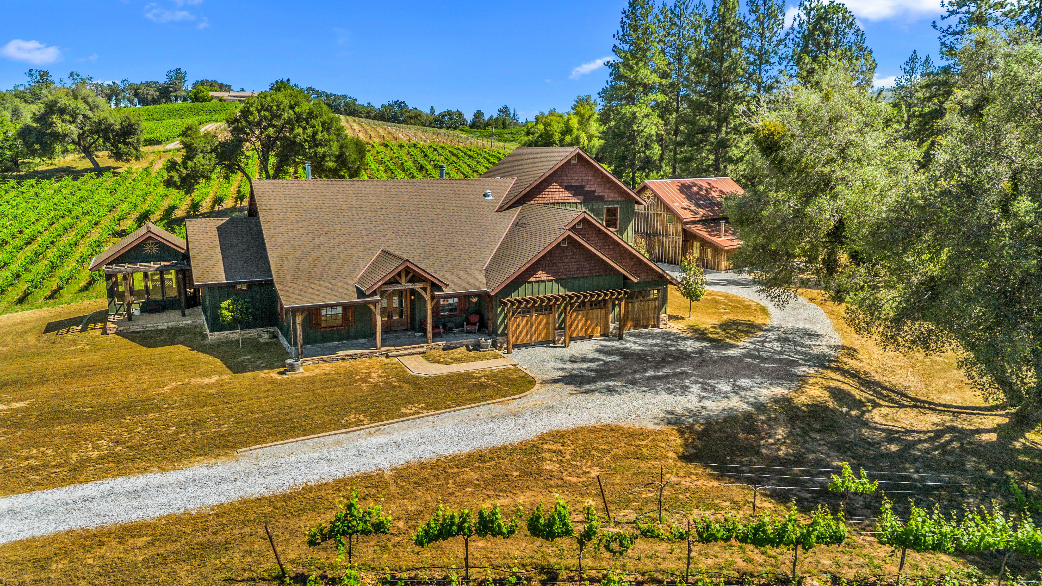  7330 Perry Creek Road, Somerset, CA 95684 - 物件實景