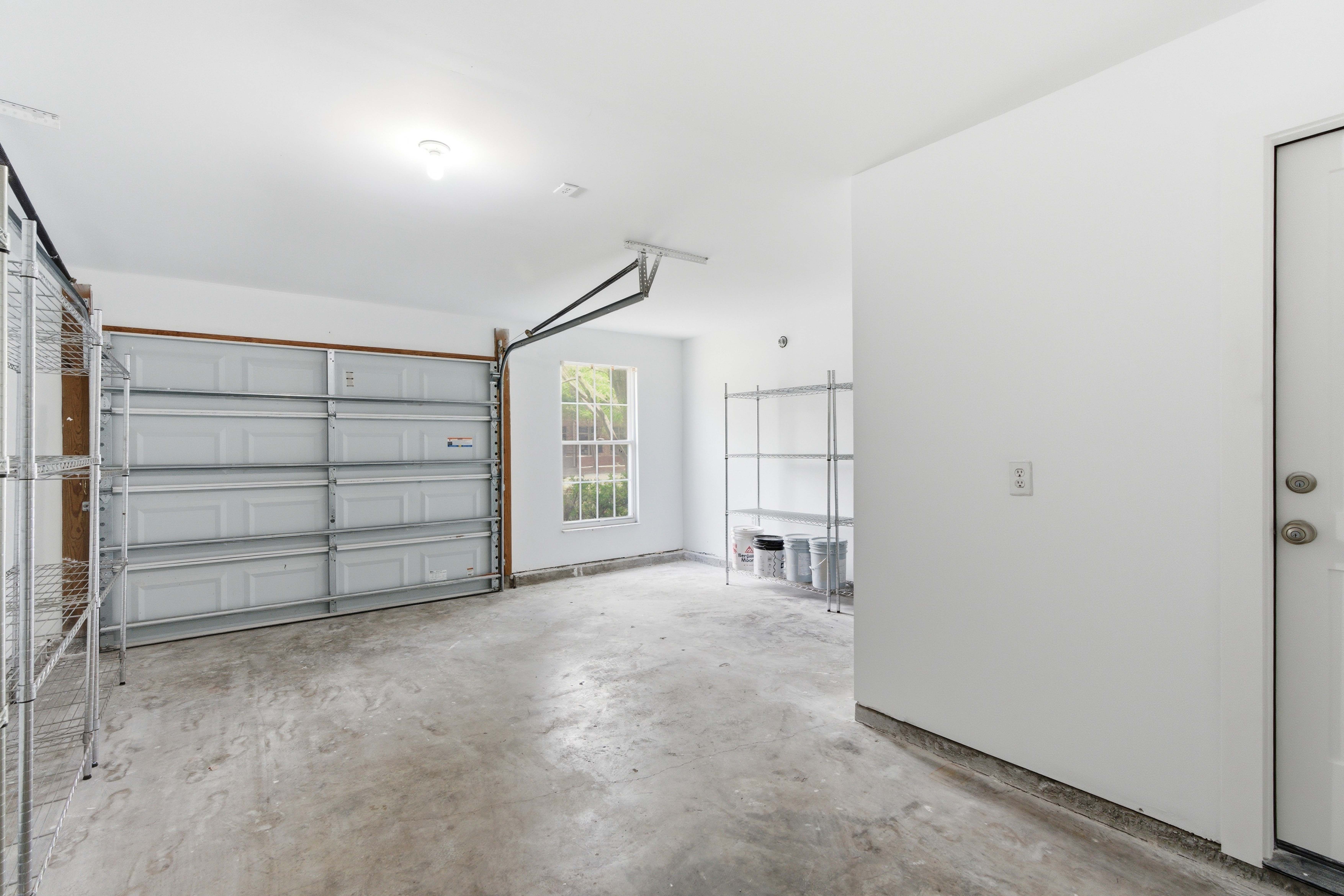  2143 Pinehurst Avenue - 物件實景