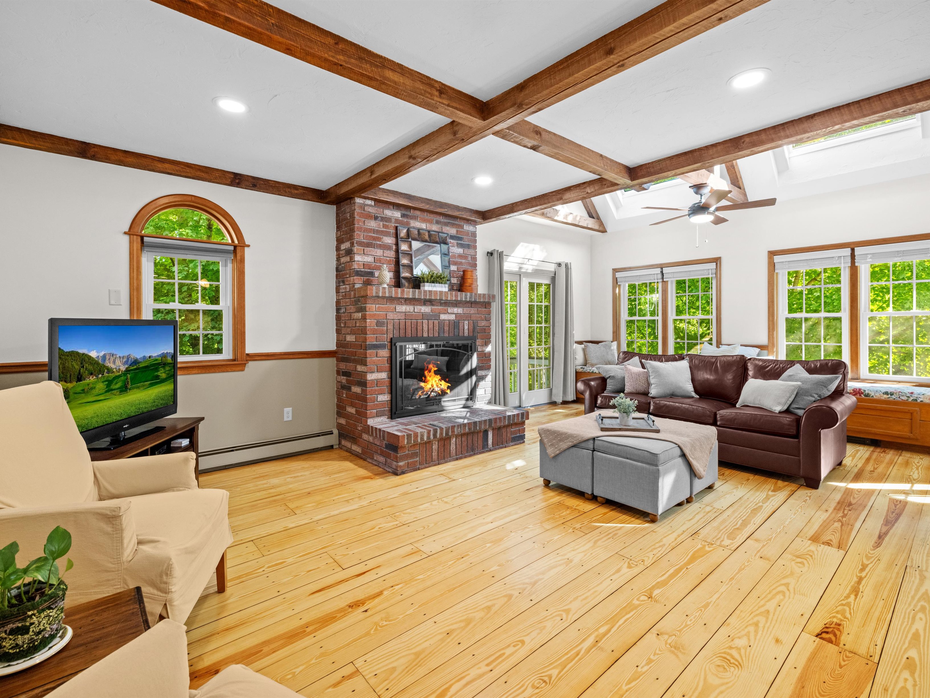  61 Beach Street, Millbury, MA 01527 - 物件實景
