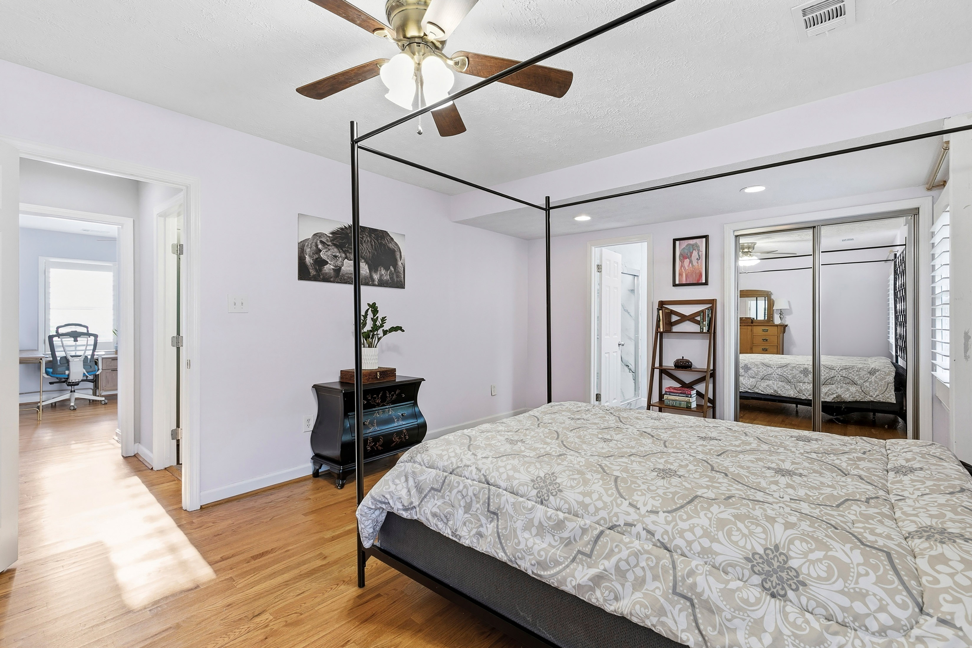  Perfect Blend Of Character, Updates, And Lifestyle—Don’t Miss It - 物件實景