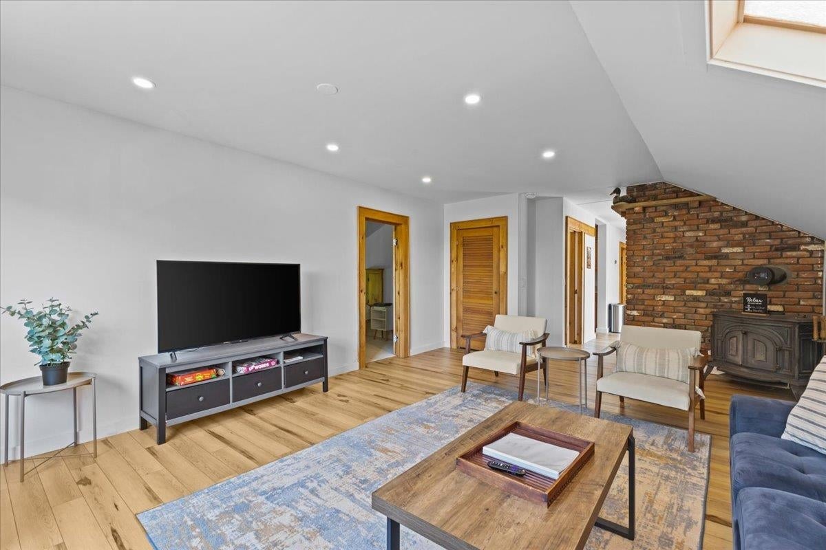 Stowe, Vermont, 05672, United States, 8 Bedrooms Bedrooms, ,5 BathroomsBathrooms,Residential,For Sale,1994933