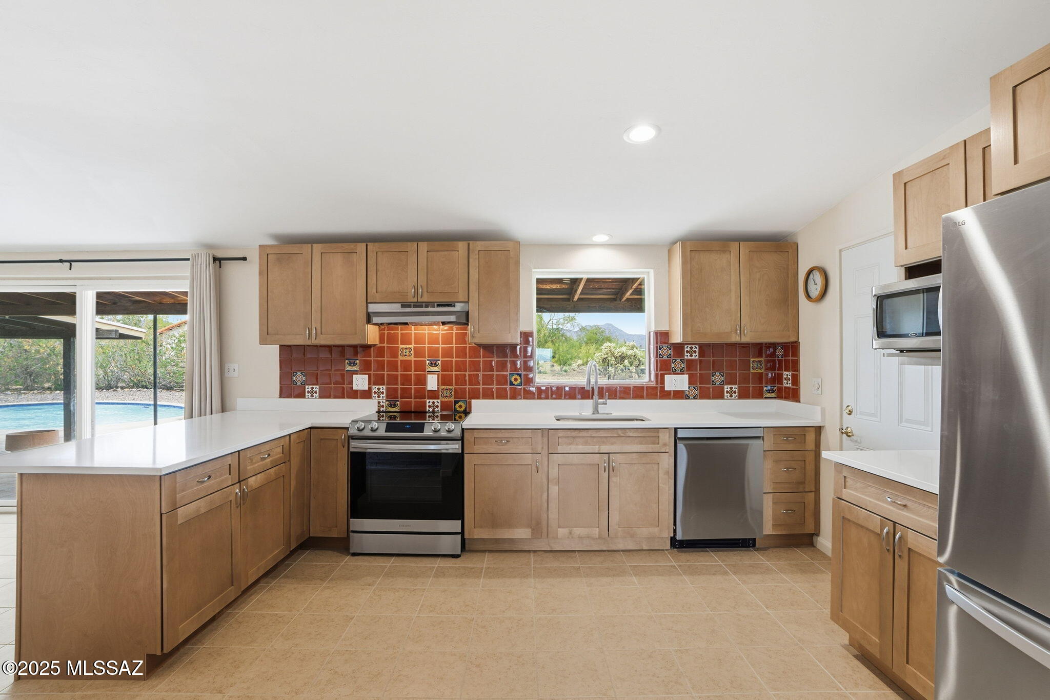 Tucson, Arizona, 85745, United States, 3 Bedrooms Bedrooms, ,3 BathroomsBathrooms,Residential,For Sale,1997512