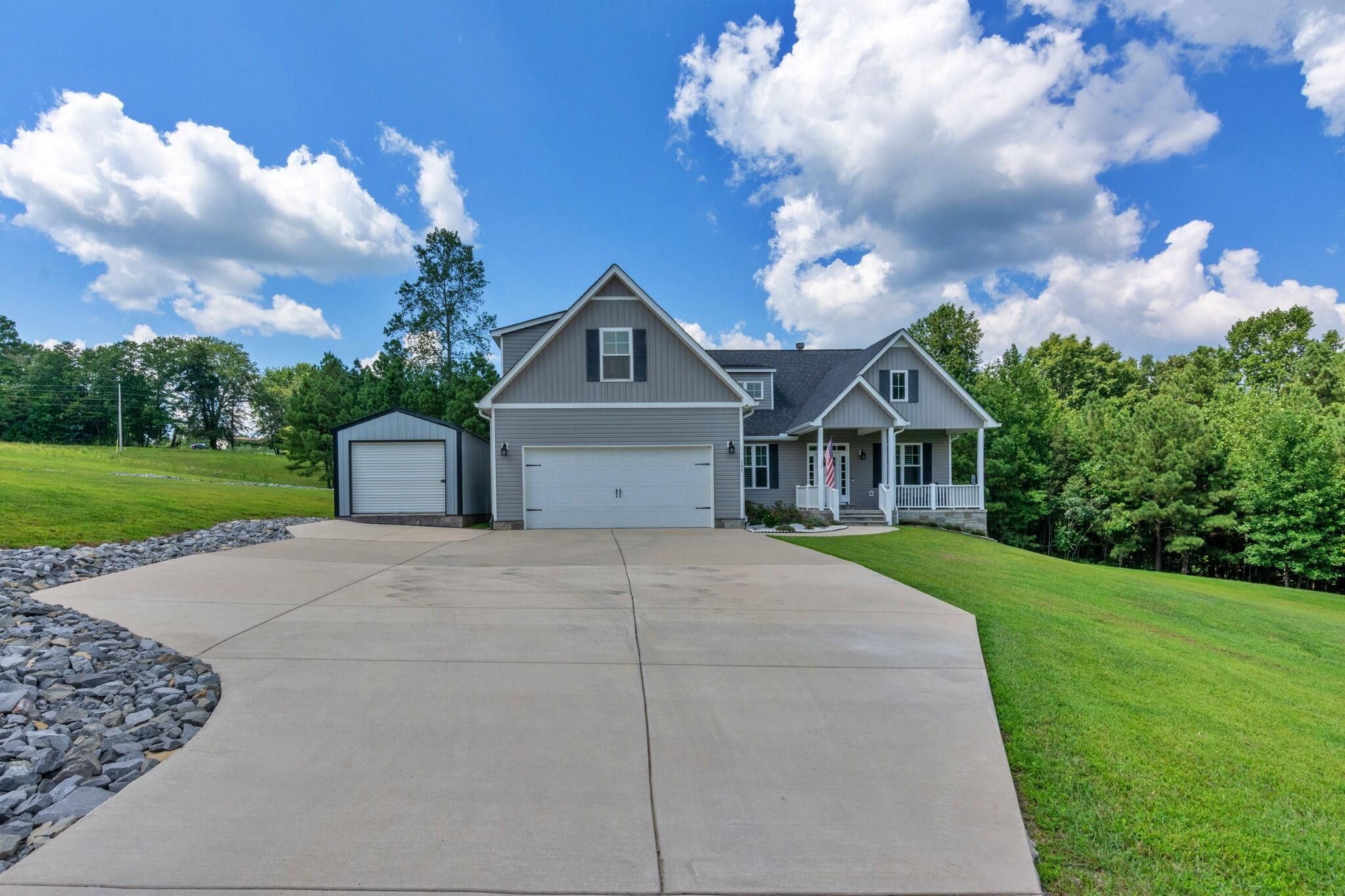 Dunlap, Tennessee, 37327, United States, 3 Bedrooms Bedrooms, ,4 BathroomsBathrooms,Residential,For Sale,1942709