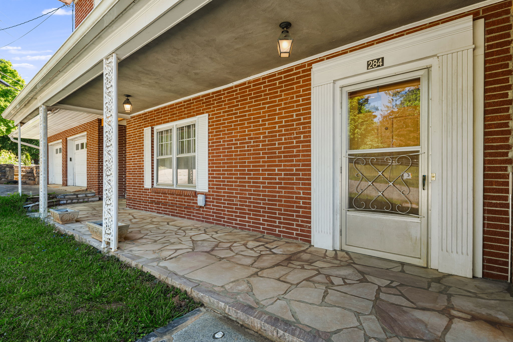Mars Hill, North Carolina, 28754, United States, 5 Bedrooms Bedrooms, ,3 BathroomsBathrooms,Residential,For Sale,2049468