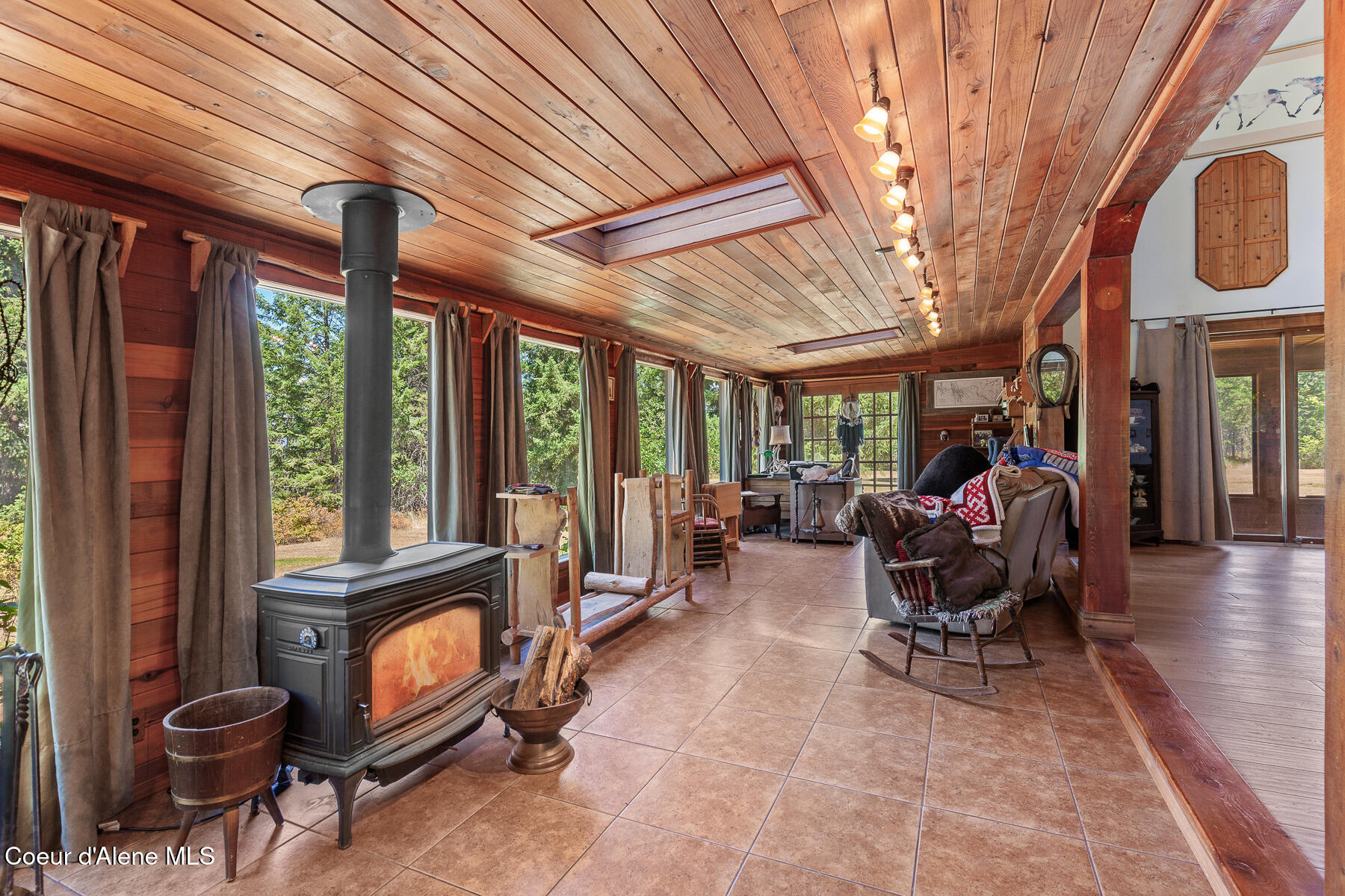 Spirit Lake, Idaho, 83869, United States, 3 Bedrooms Bedrooms, ,3 BathroomsBathrooms,Residential,For Sale,1931284