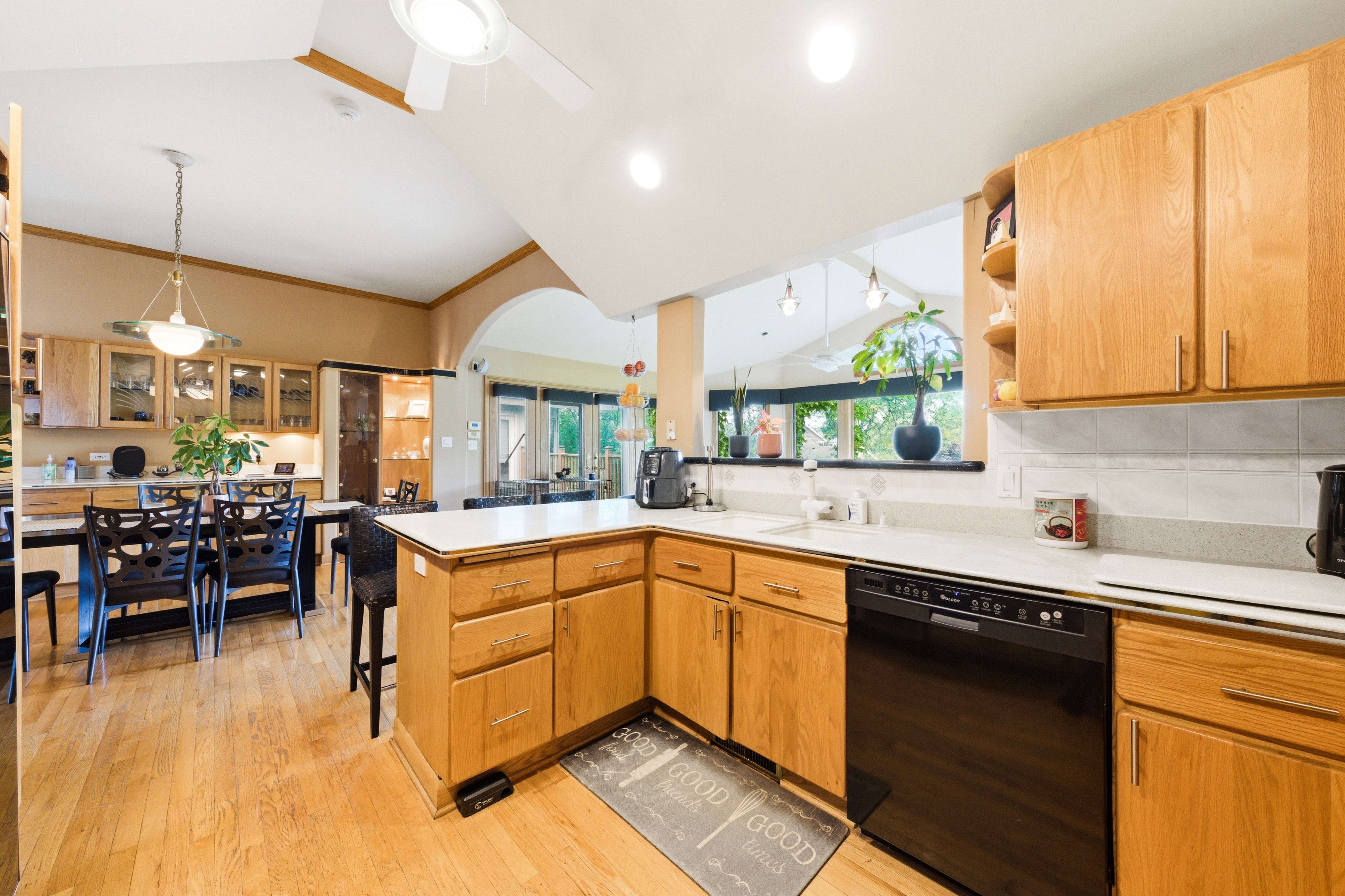  exceptional mid-century modern home - 物件實景