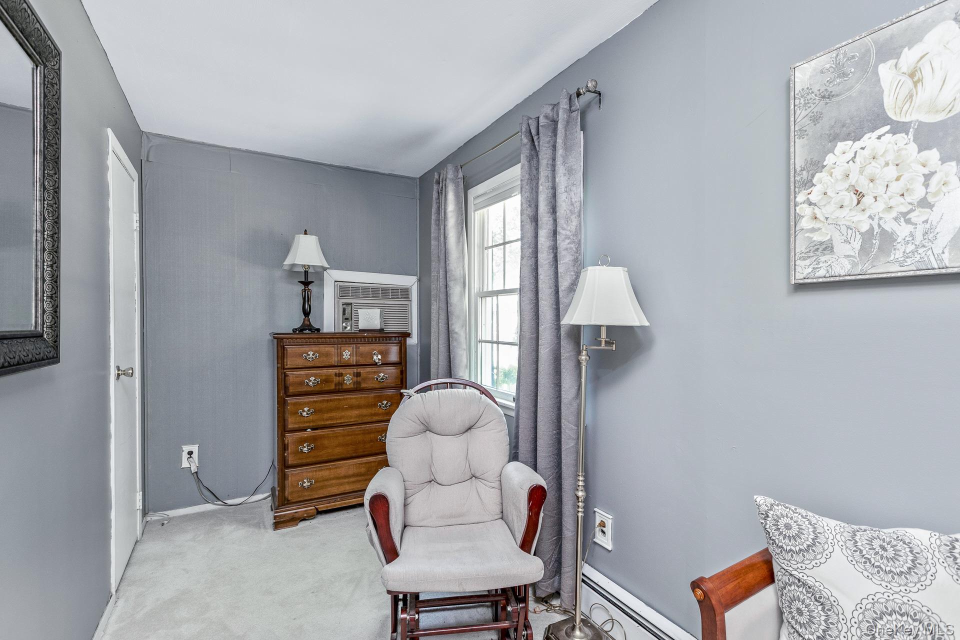 Shoreham, New York, 11786, United States, 3 Bedrooms Bedrooms, ,2 BathroomsBathrooms,Residential,For Sale,1908697