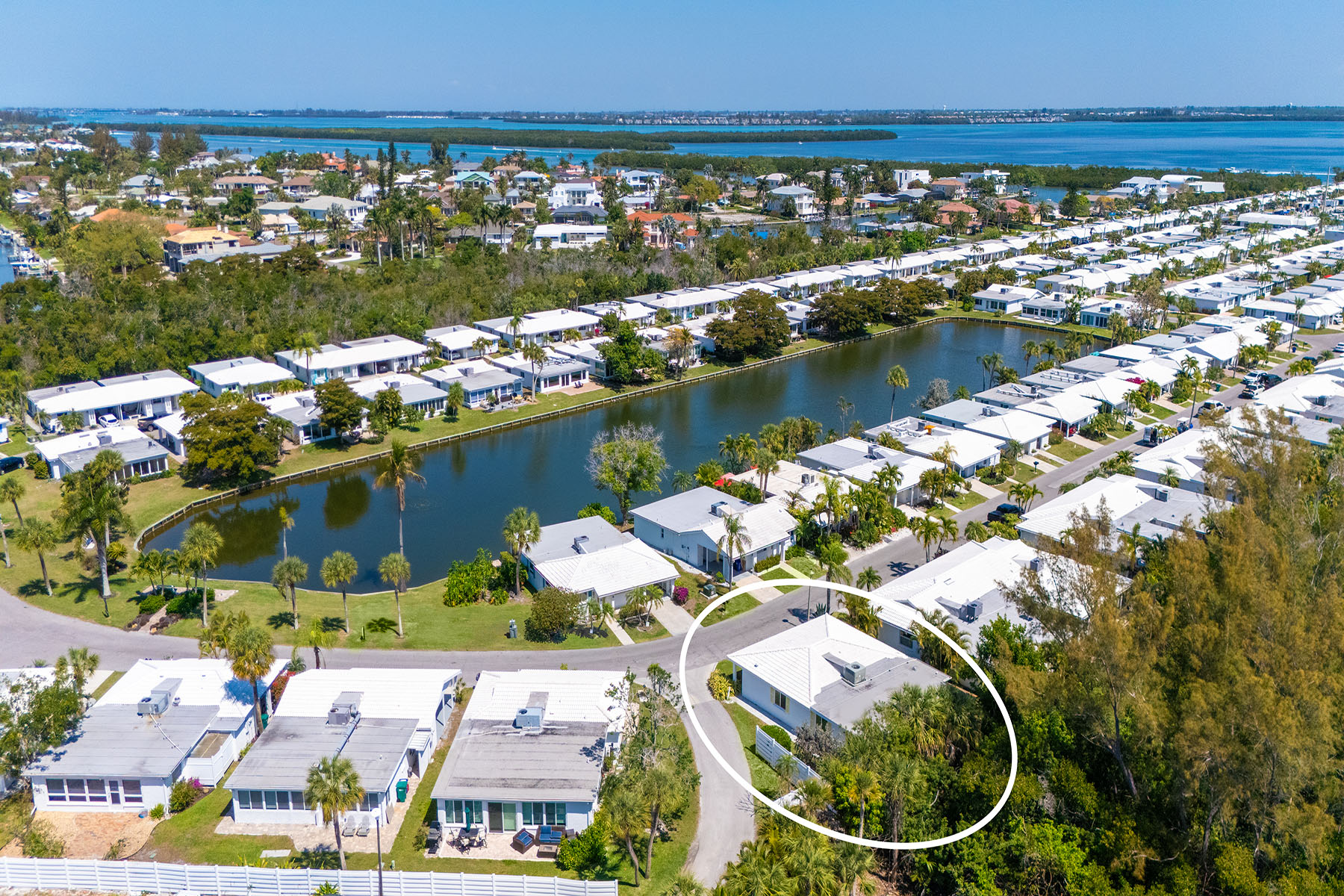  SPANISH MAIN YACHT CLUB CONDO - 物件實景