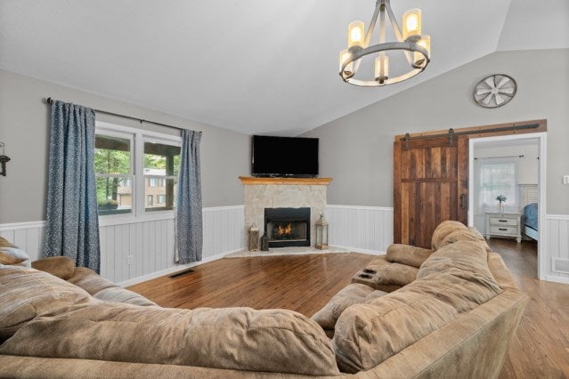 Ellijay, Georgia, 30540, United States, 4 Bedrooms Bedrooms, ,3 BathroomsBathrooms,Residential,For Sale,1910831