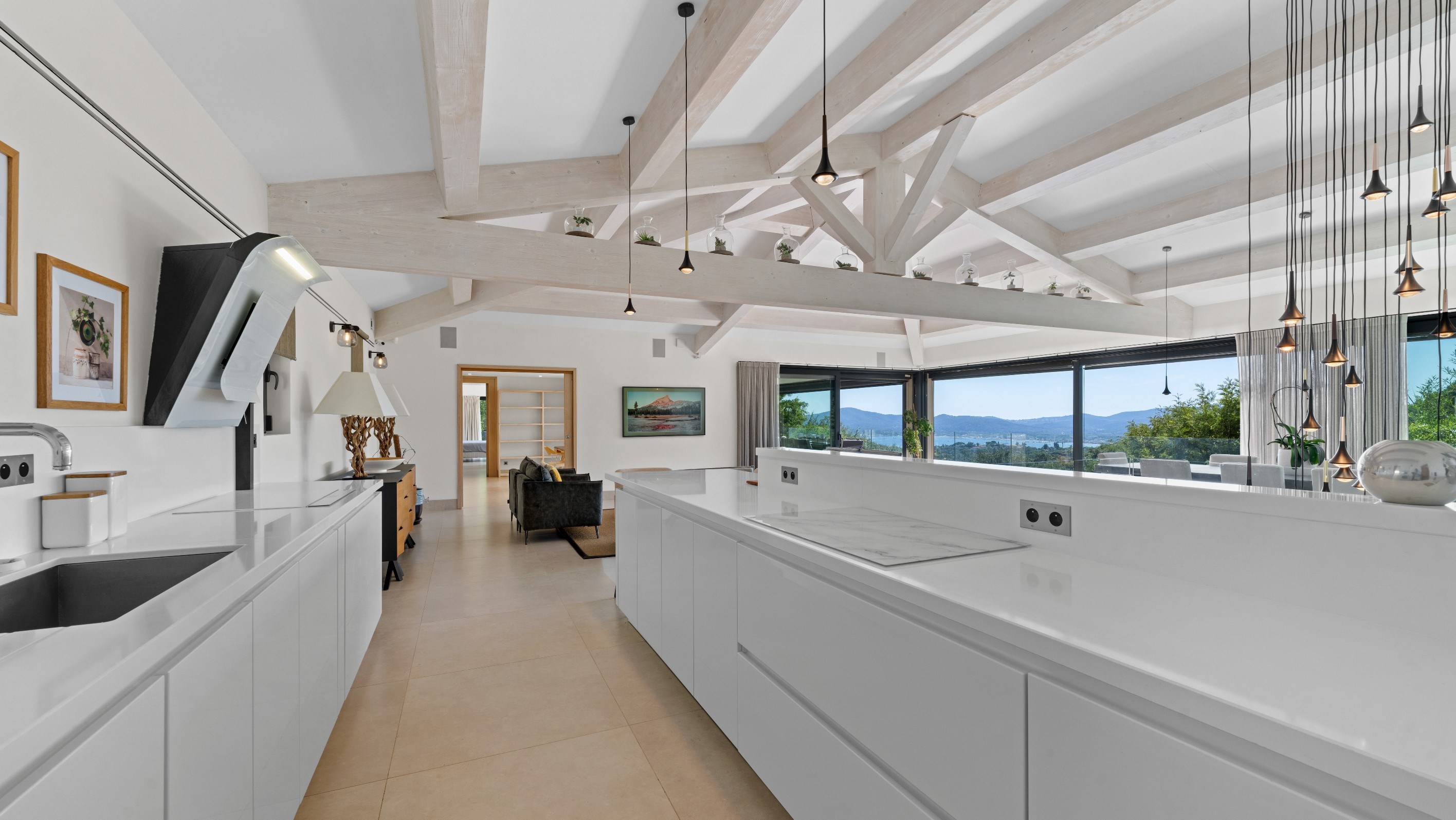  GRIMAUD – CONTEMPORARY VILLA WITH SEA VIEWS NEAR BEAUVALLON GOLF COURSE - 物件實景
