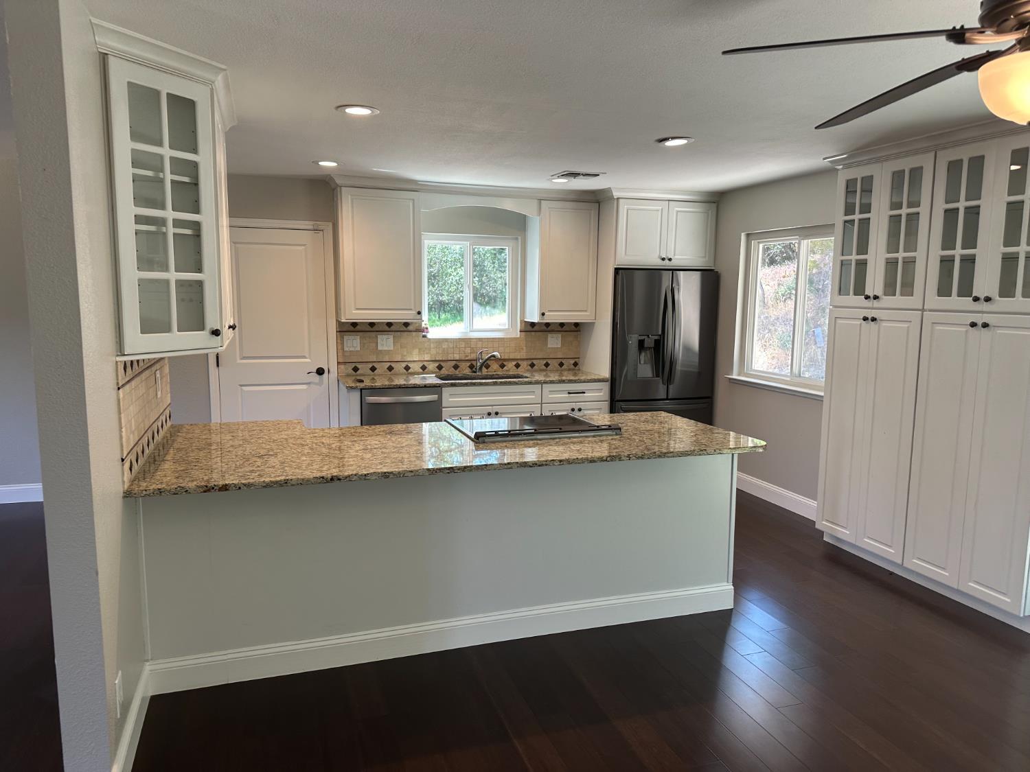 Shingle Springs, California, 95682, United States, 3 Bedrooms Bedrooms, ,2 BathroomsBathrooms,Residential,For Sale,1882228