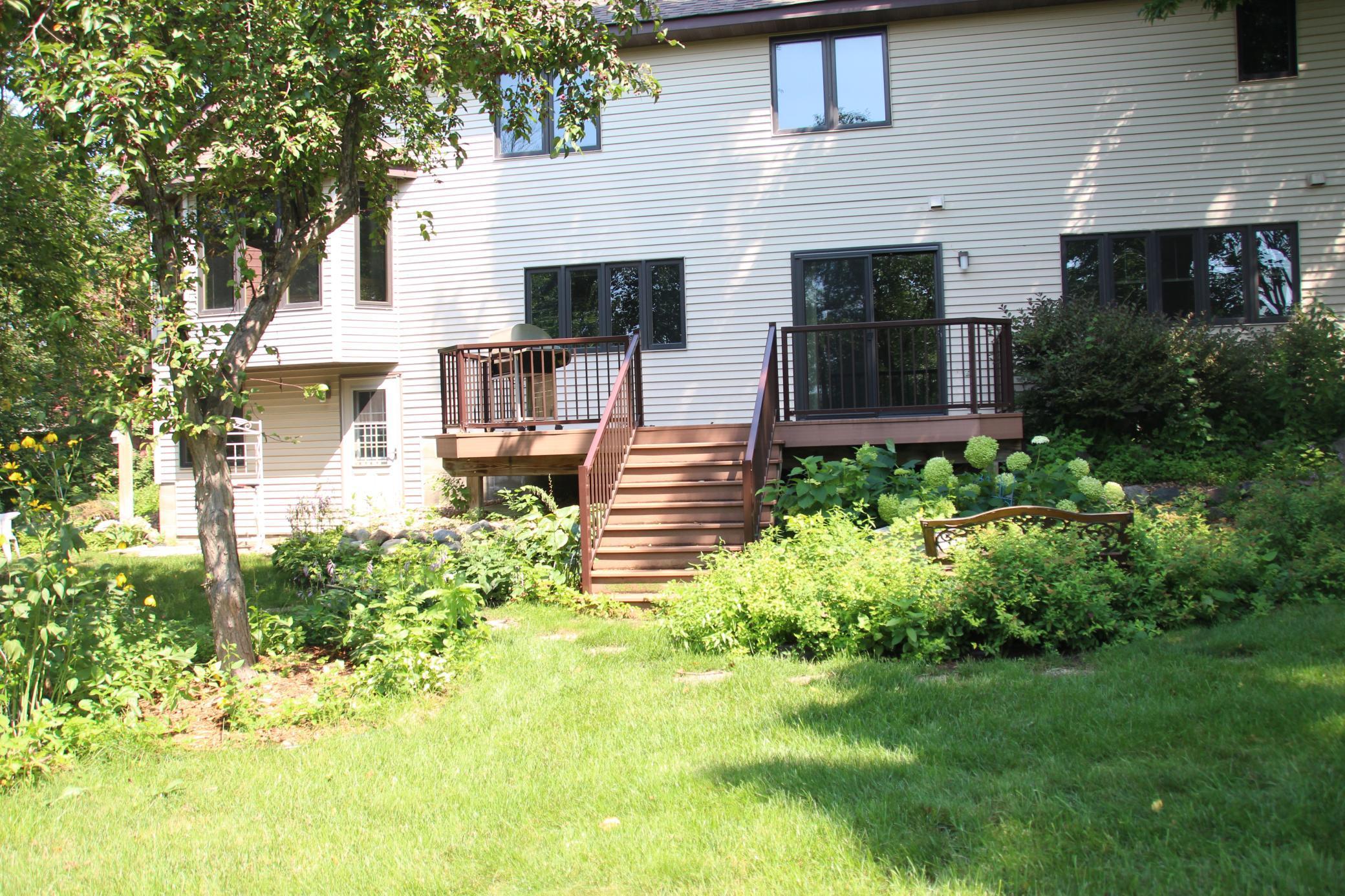 Lakeville, Minnesota, 55044, United States, 3 Bedrooms Bedrooms, ,2 BathroomsBathrooms,Residential,For Sale,1941010