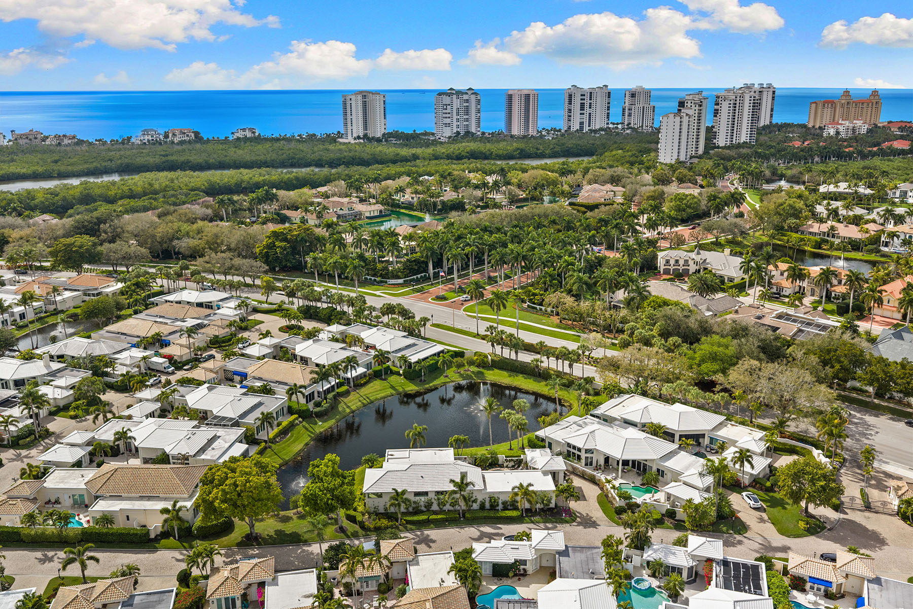  PELICAN BAY - GRAND BAY - 物件實景