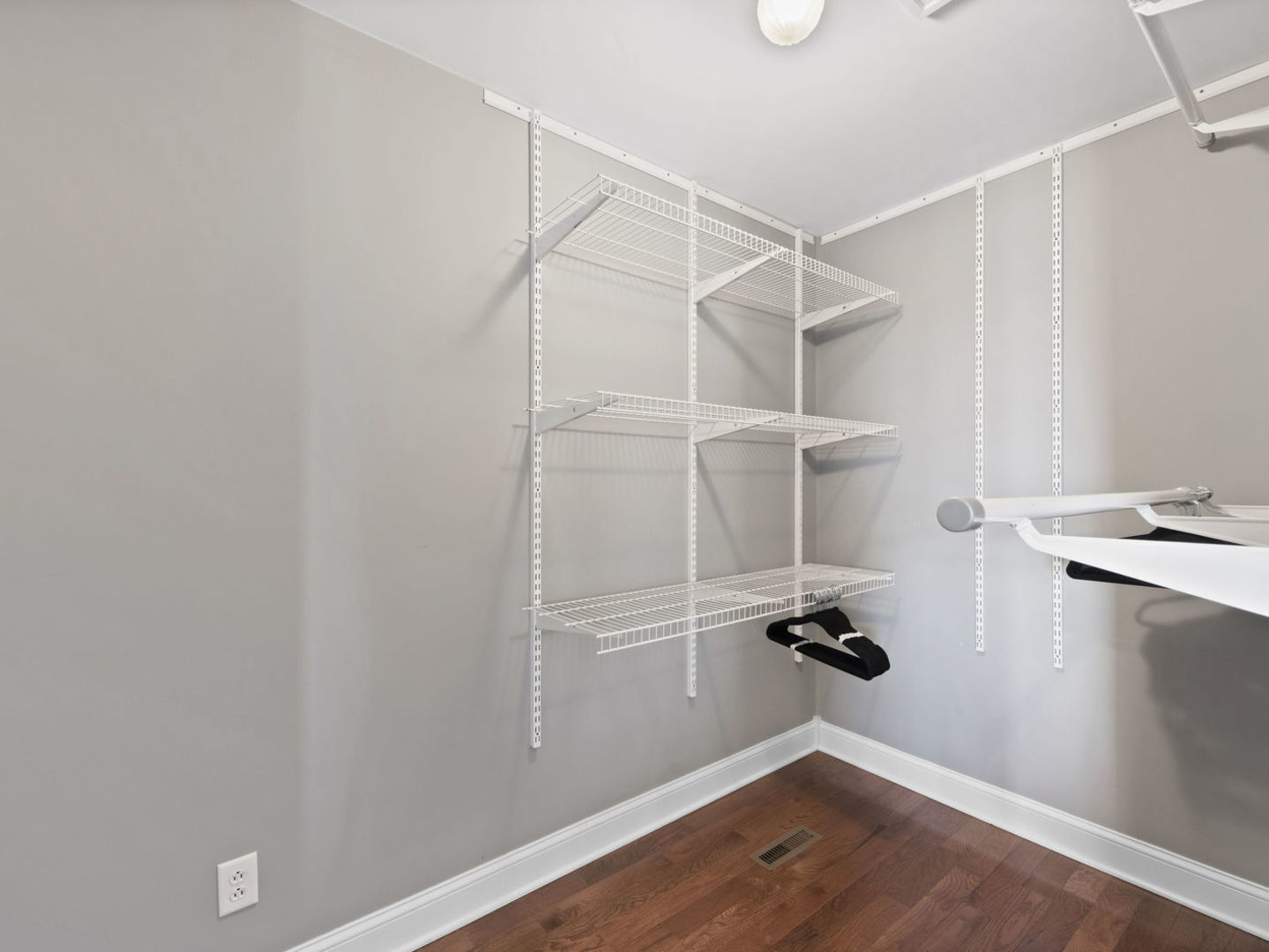 Bourbonnais, Illinois, 60914, United States, 3 Bedrooms Bedrooms, ,4 BathroomsBathrooms,Residential,For Sale,1960928