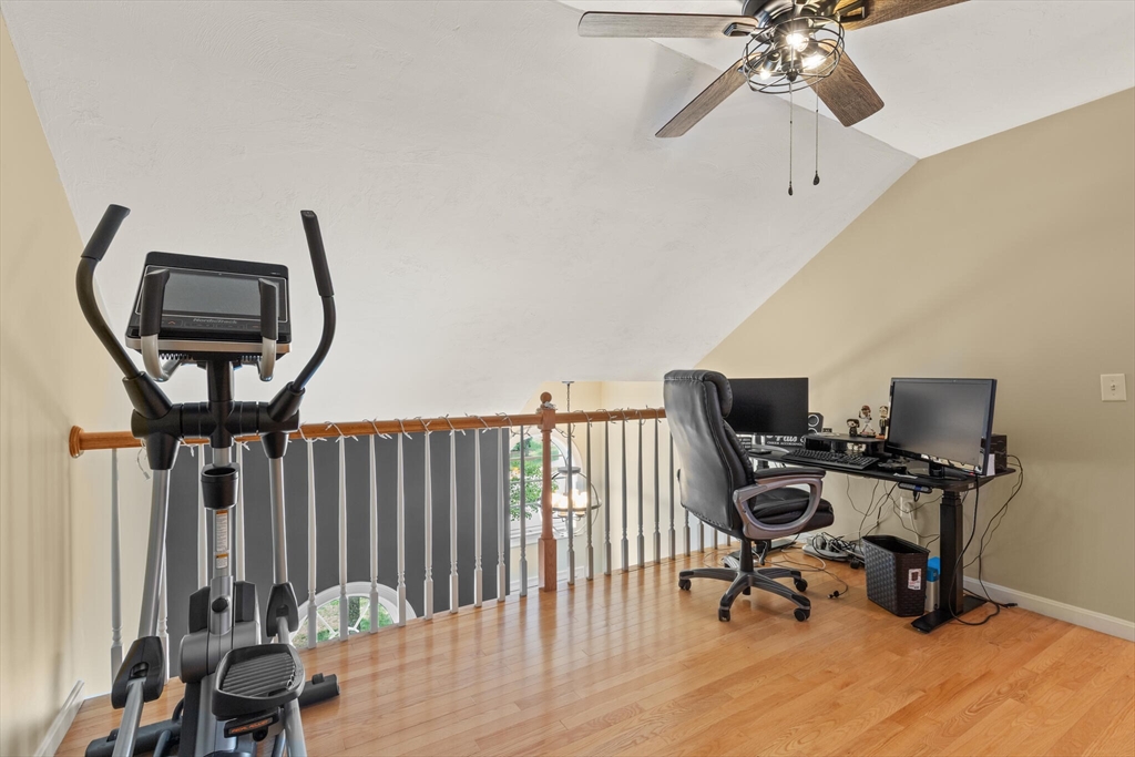 Upton, Massachusetts, 01568, United States, 3 Bedrooms Bedrooms, ,3 BathroomsBathrooms,Residential,For Sale,1912549