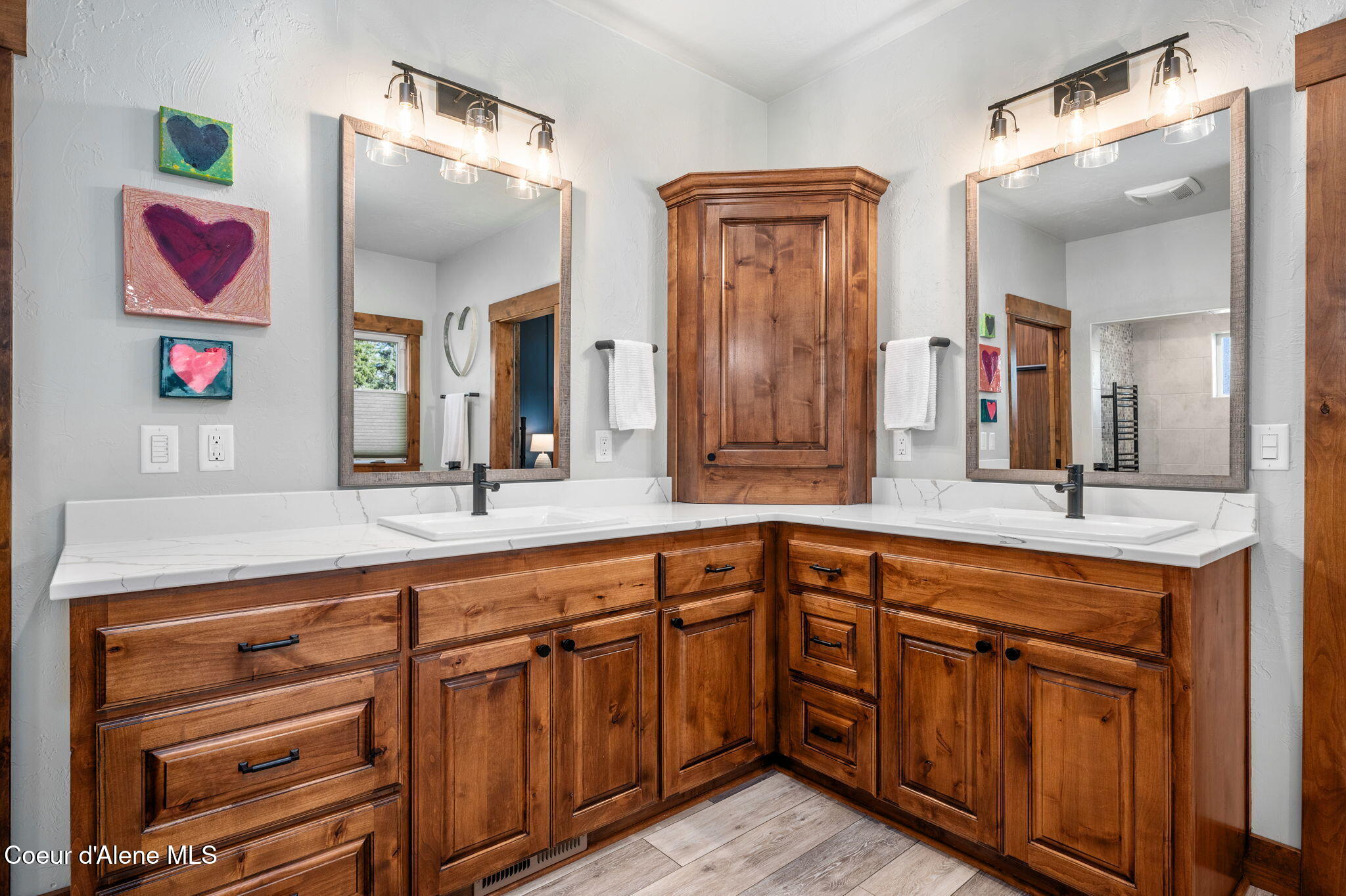 Coeur d'Alene, Idaho, 83814, United States, 3 Bedrooms Bedrooms, ,3 BathroomsBathrooms,Residential,For Sale,1976305