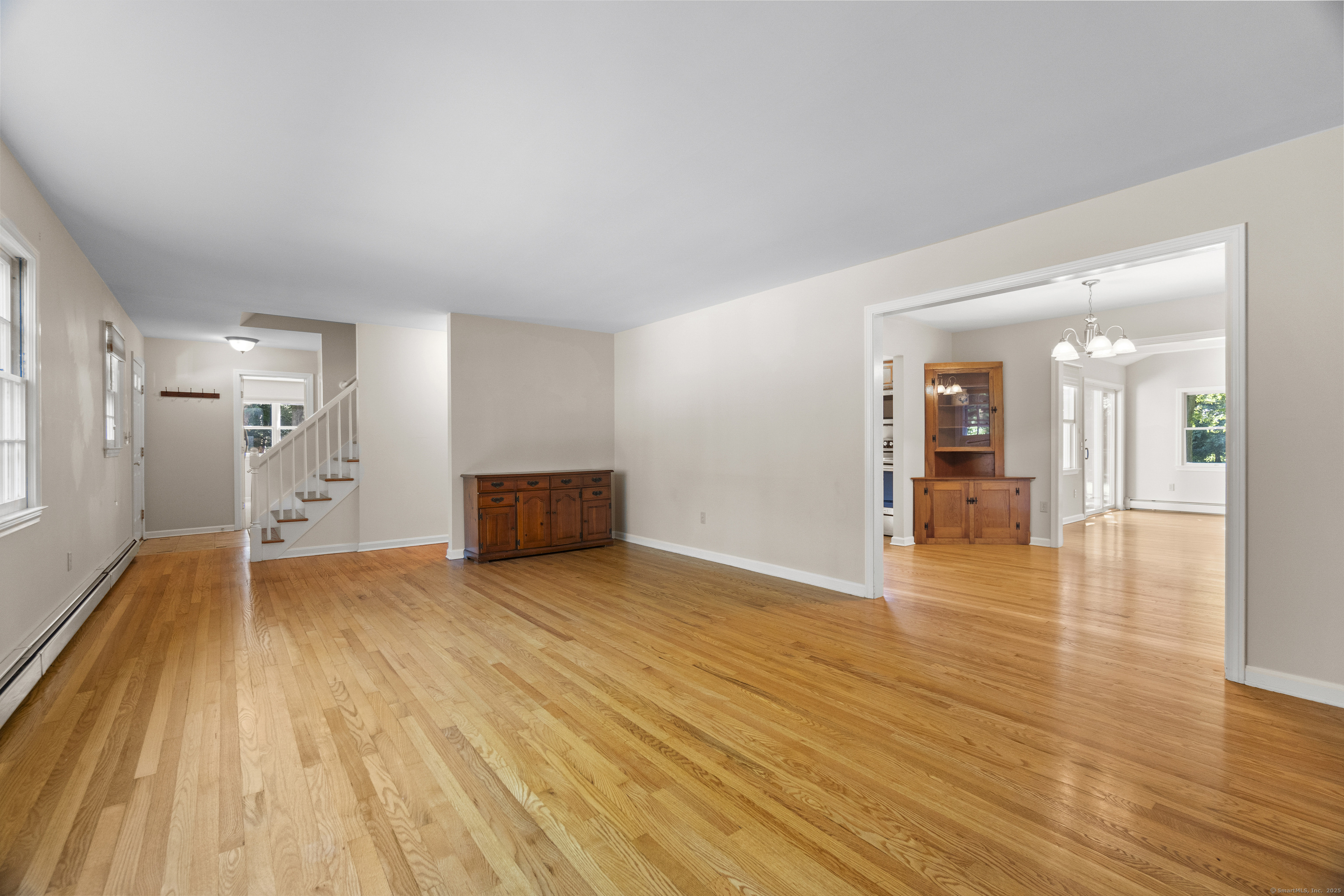 Old Lyme, Connecticut, 06371, United States, 4 Bedrooms Bedrooms, ,2 BathroomsBathrooms,Residential,For Sale,1901139