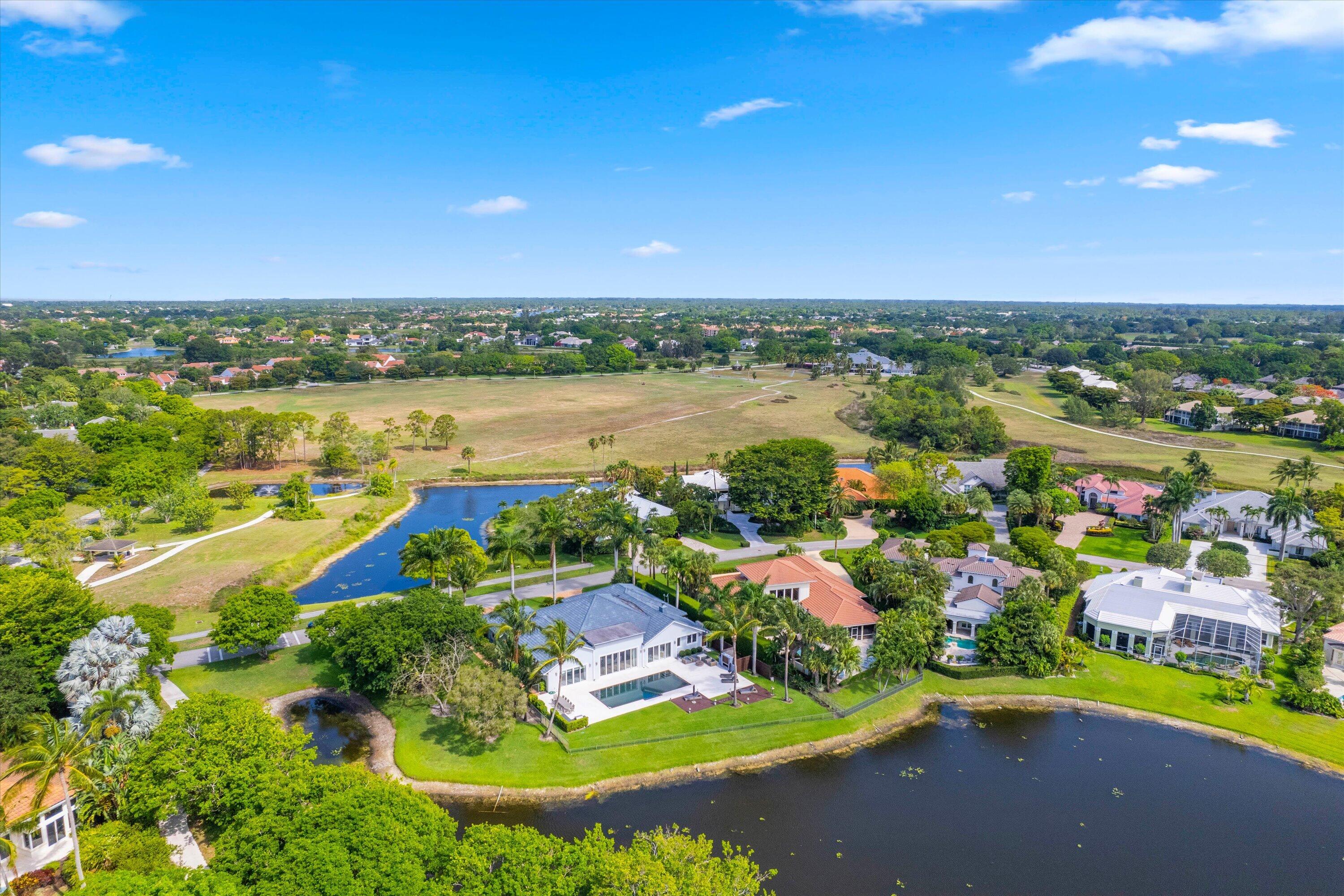  2440 Golf Brook Drive - 物件實景