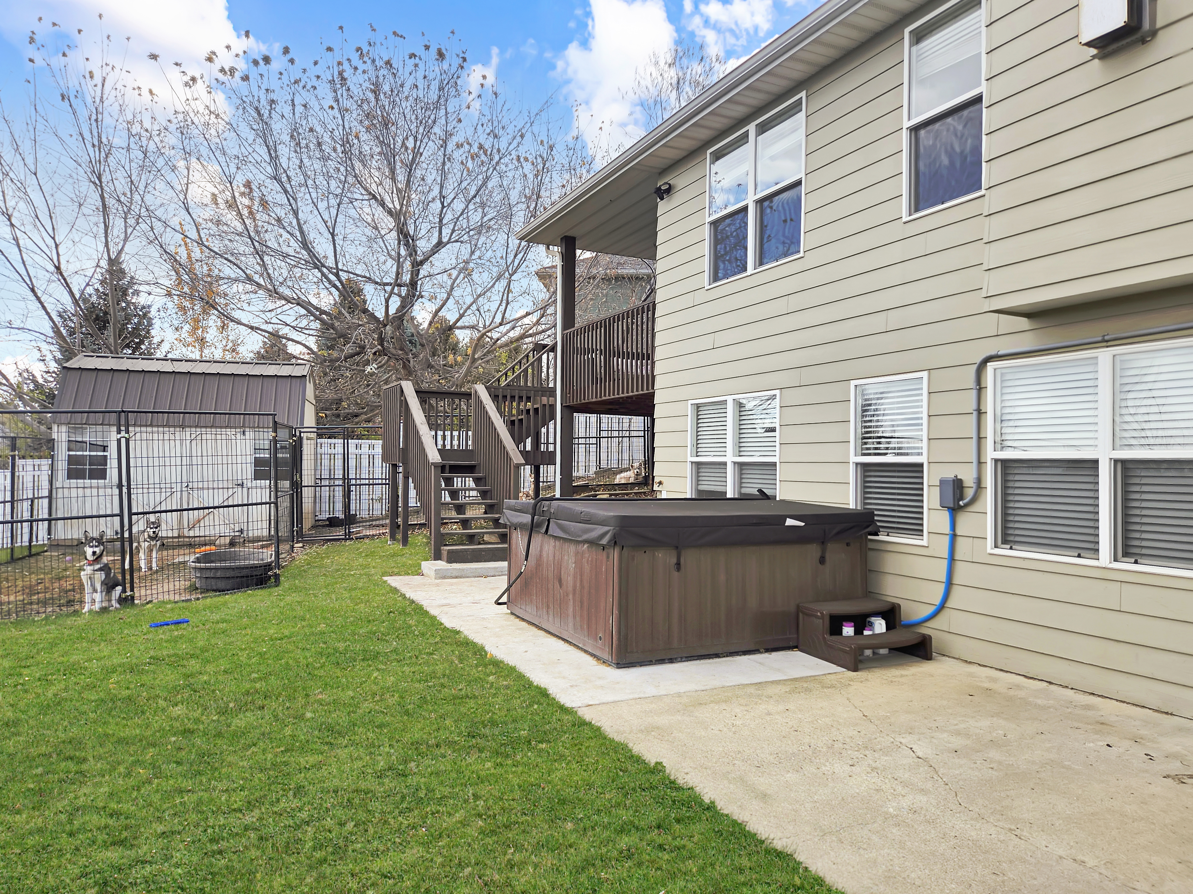 Sheridan, Wyoming, 82801, United States, 5 Bedrooms Bedrooms, ,3 BathroomsBathrooms,Residential,For Sale,1993883