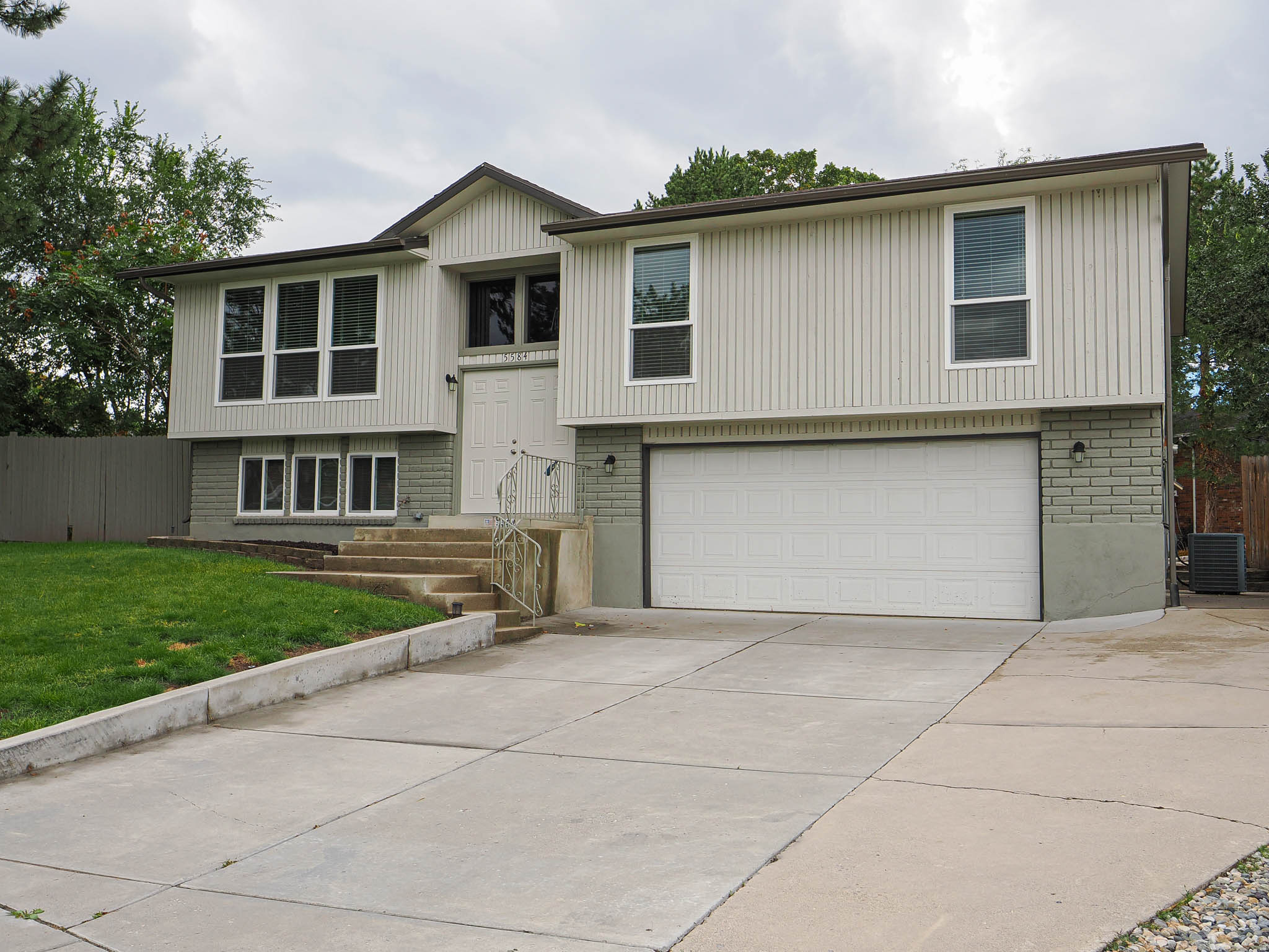 Taylorsville, Utah, 84118, United States, 4 Bedrooms Bedrooms, ,1 BathroomBathrooms,Residential,For Sale,1987472