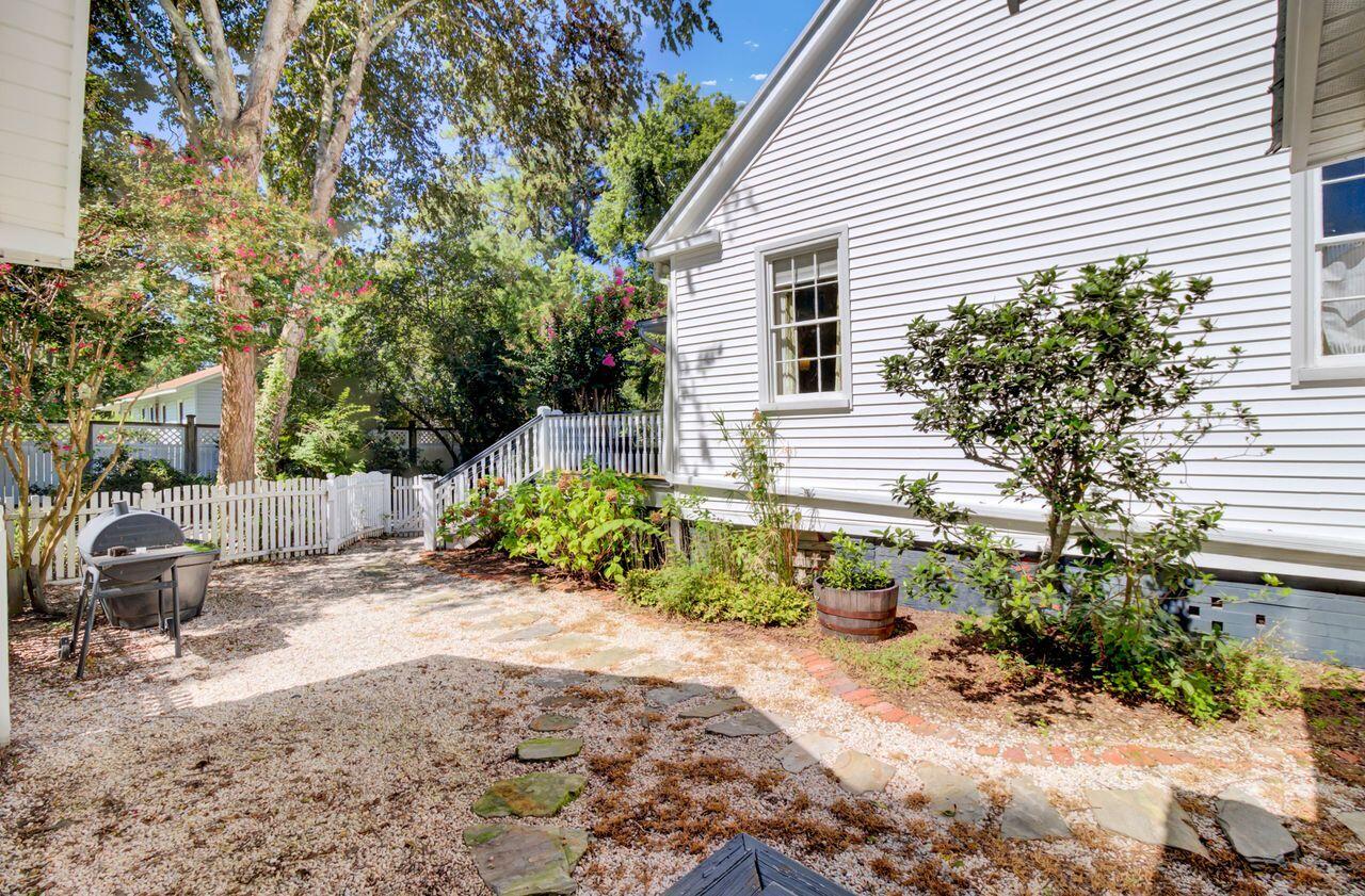 Summerville, South Carolina, 29483, United States, 3 Bedrooms Bedrooms, ,2 BathroomsBathrooms,Residential,For Sale,1938734