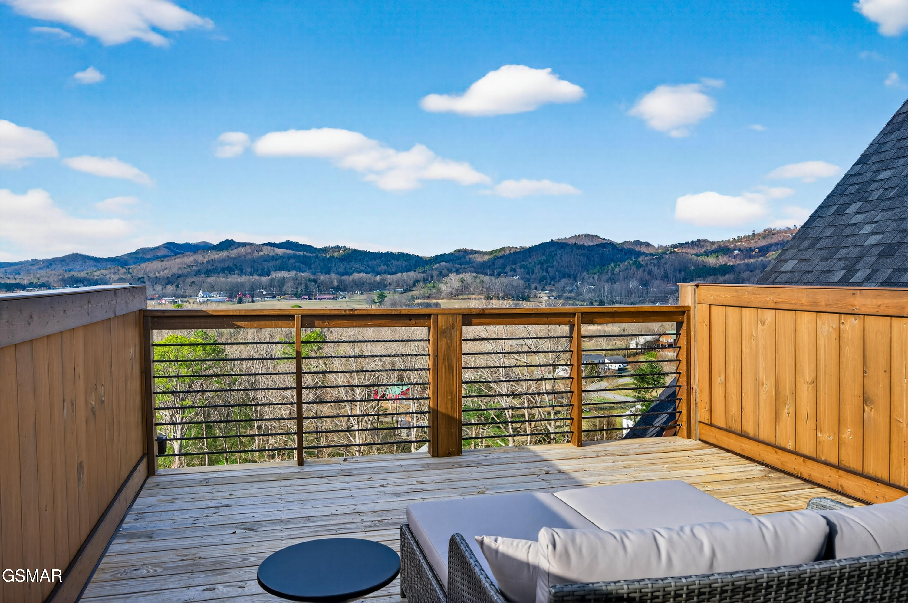 Sevierville, Tennessee, 37862, United States, 5 Bedrooms Bedrooms, ,7 BathroomsBathrooms,Residential,For Sale,2008149