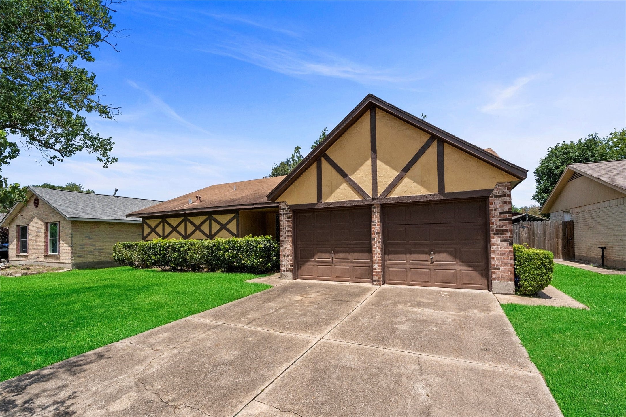 Woodwild Dr, Houston, TX 77038 #1