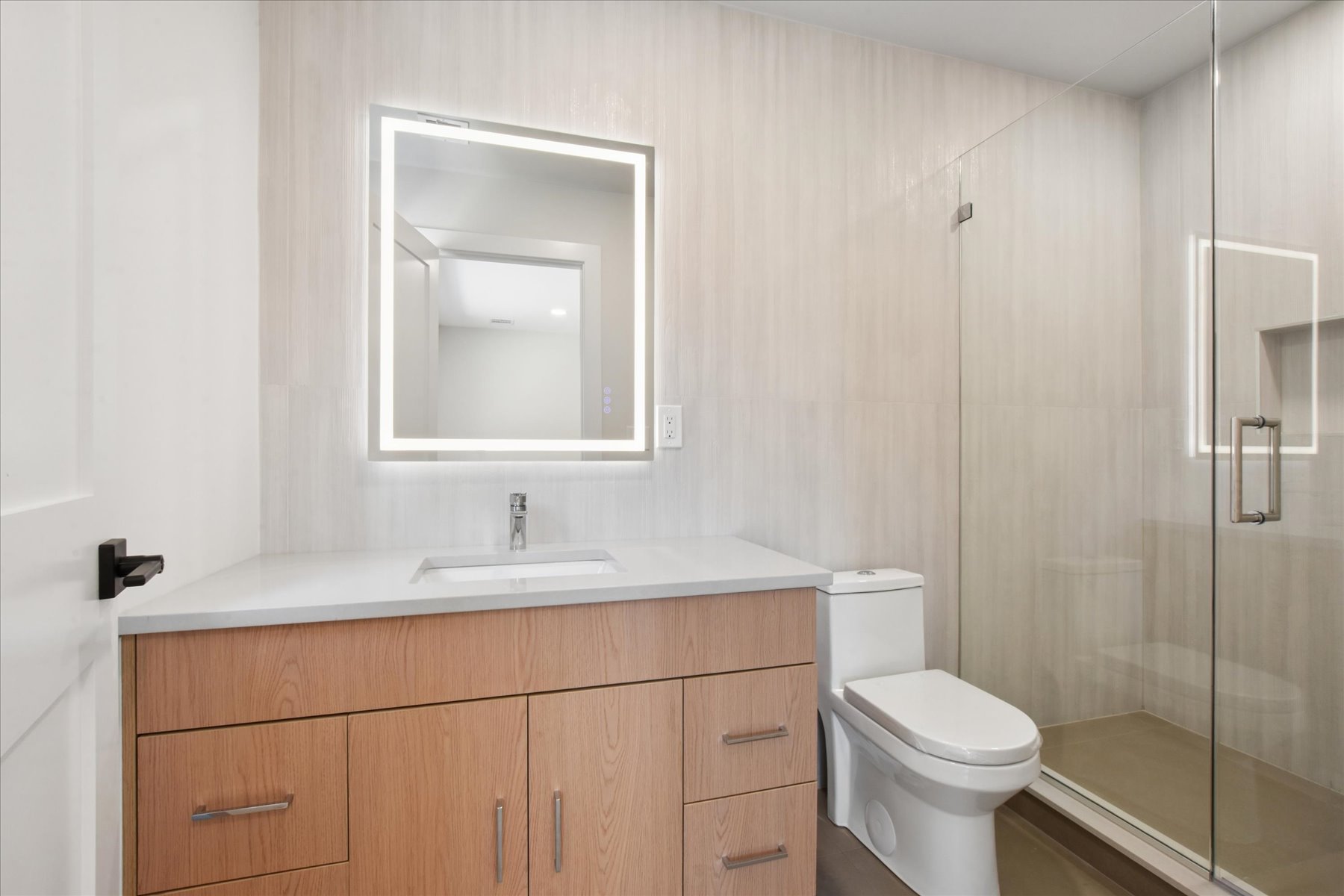  Custom Home Newly Renovated From the Ground Up - 物件實景