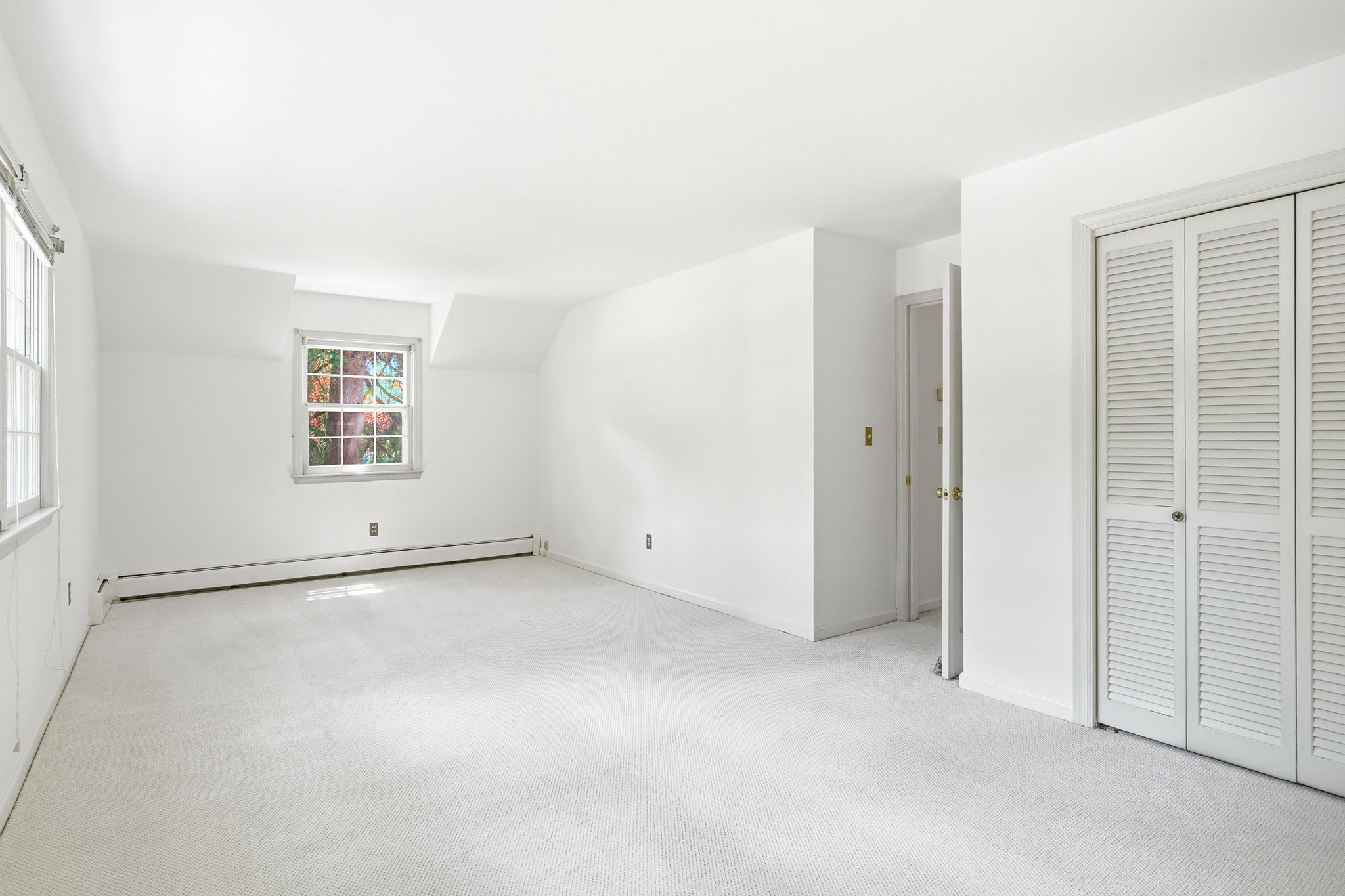  Charming & Versatile Cape Cod in Convenient Newfield - 物件實景