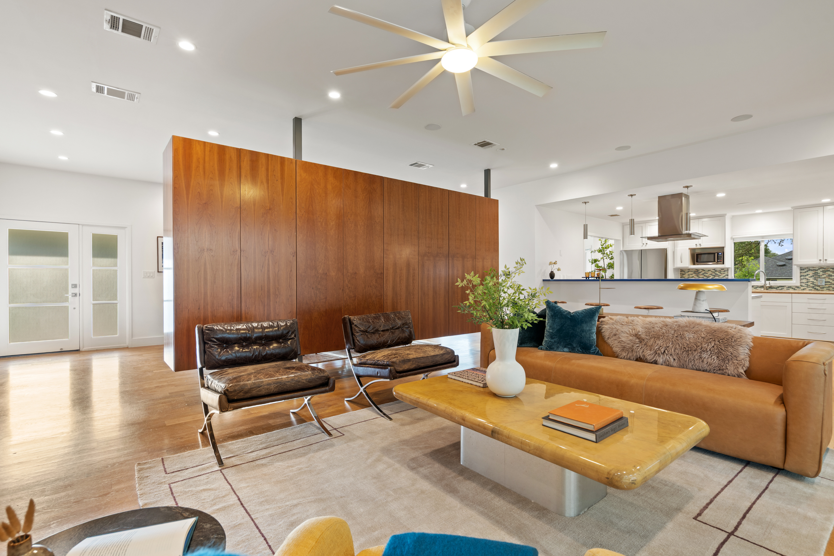  Midcentury Modern NW Hills Off Market - Lap Pool, Huge Windows, Renovated - 物件實景