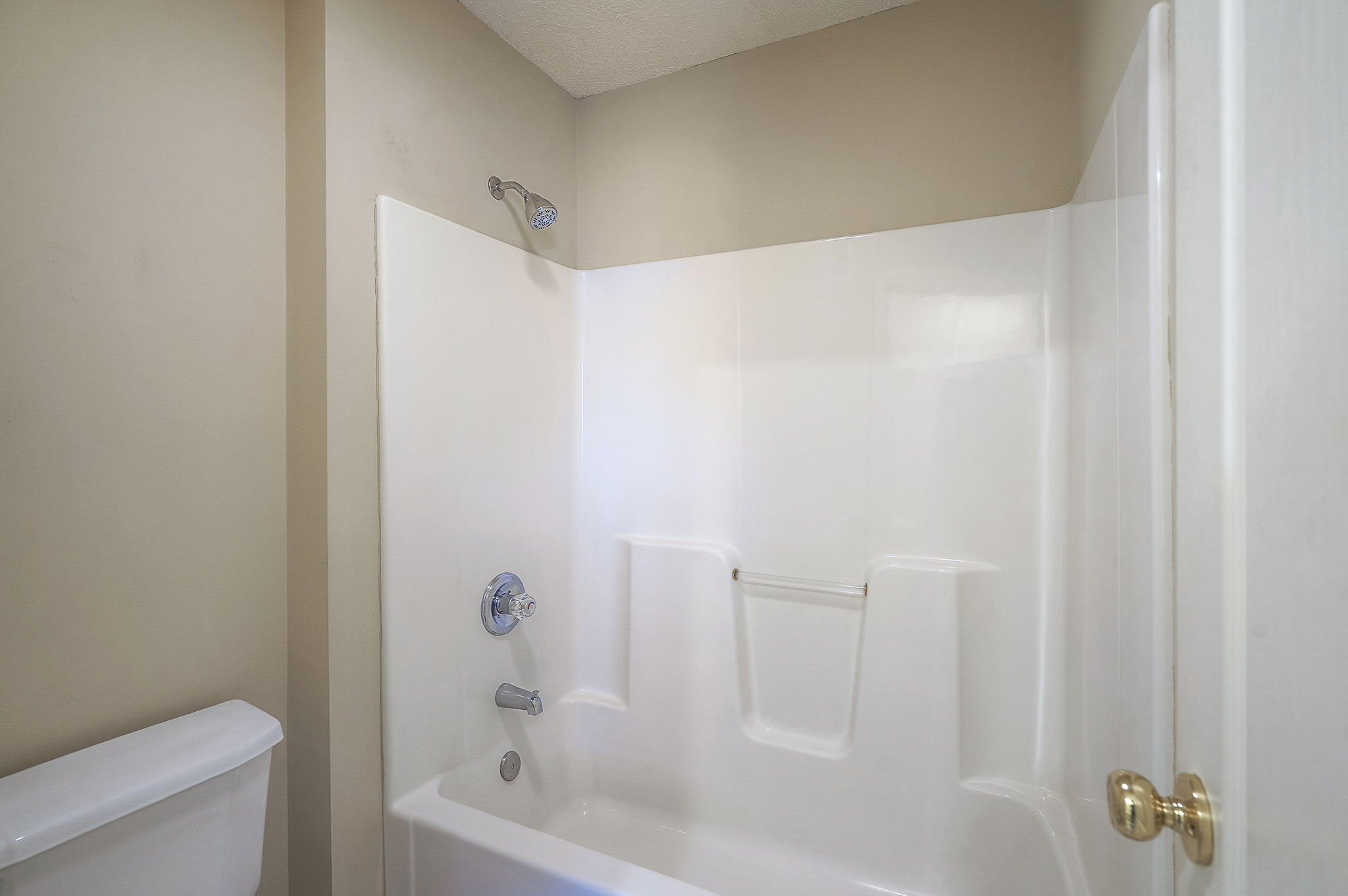  15223 Woodson Lane, Overland Park, KS 66223 - 物件實景