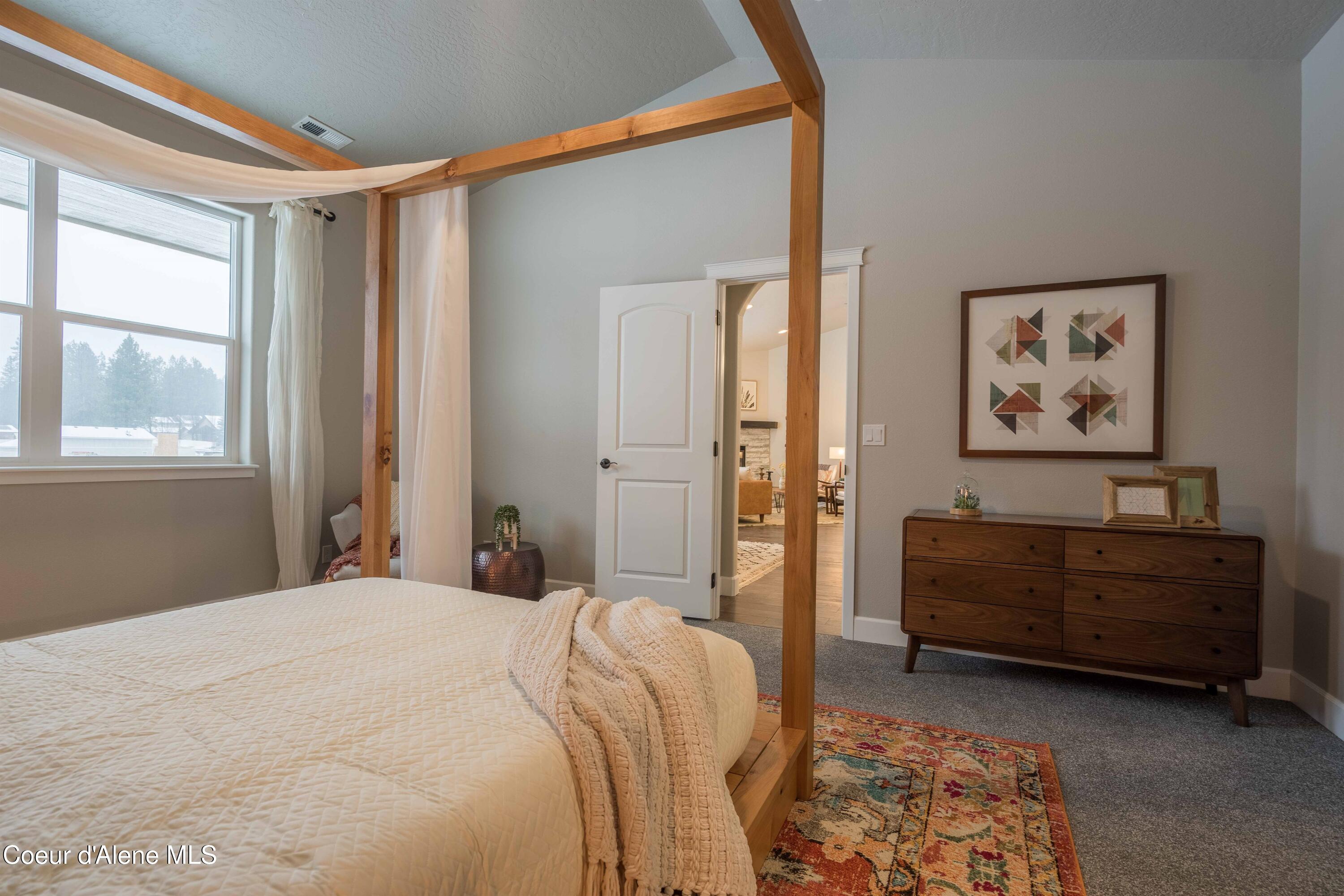 Rathdrum, Idaho, 83858, United States, 3 Bedrooms Bedrooms, ,Residential,For Sale,1960535