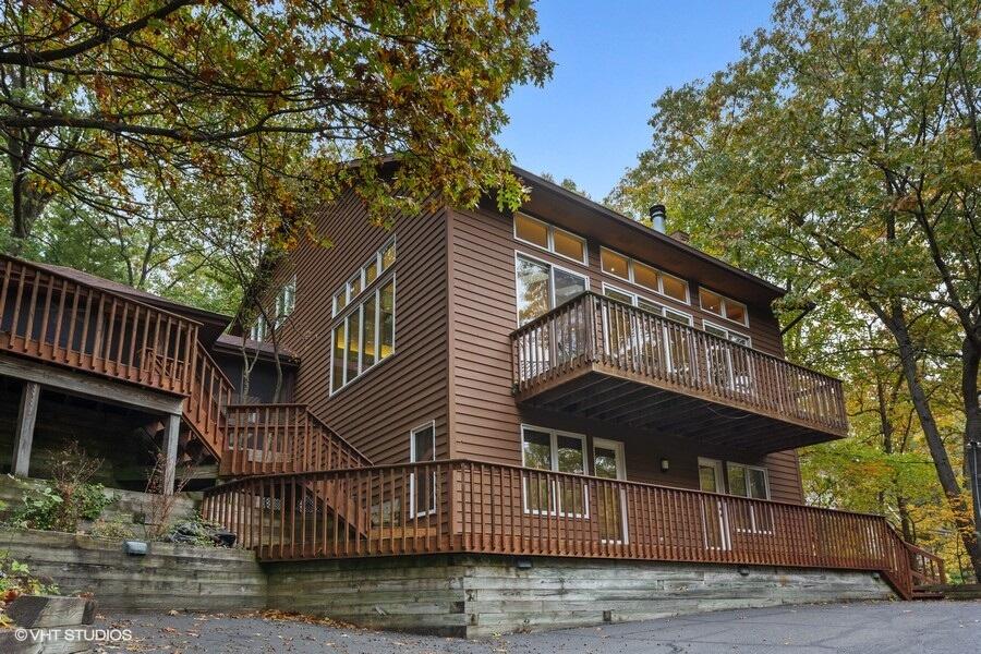 Beverly Shores, Indiana, 46301, United States, 3 Bedrooms Bedrooms, ,4 BathroomsBathrooms,Residential,For Sale,1846838