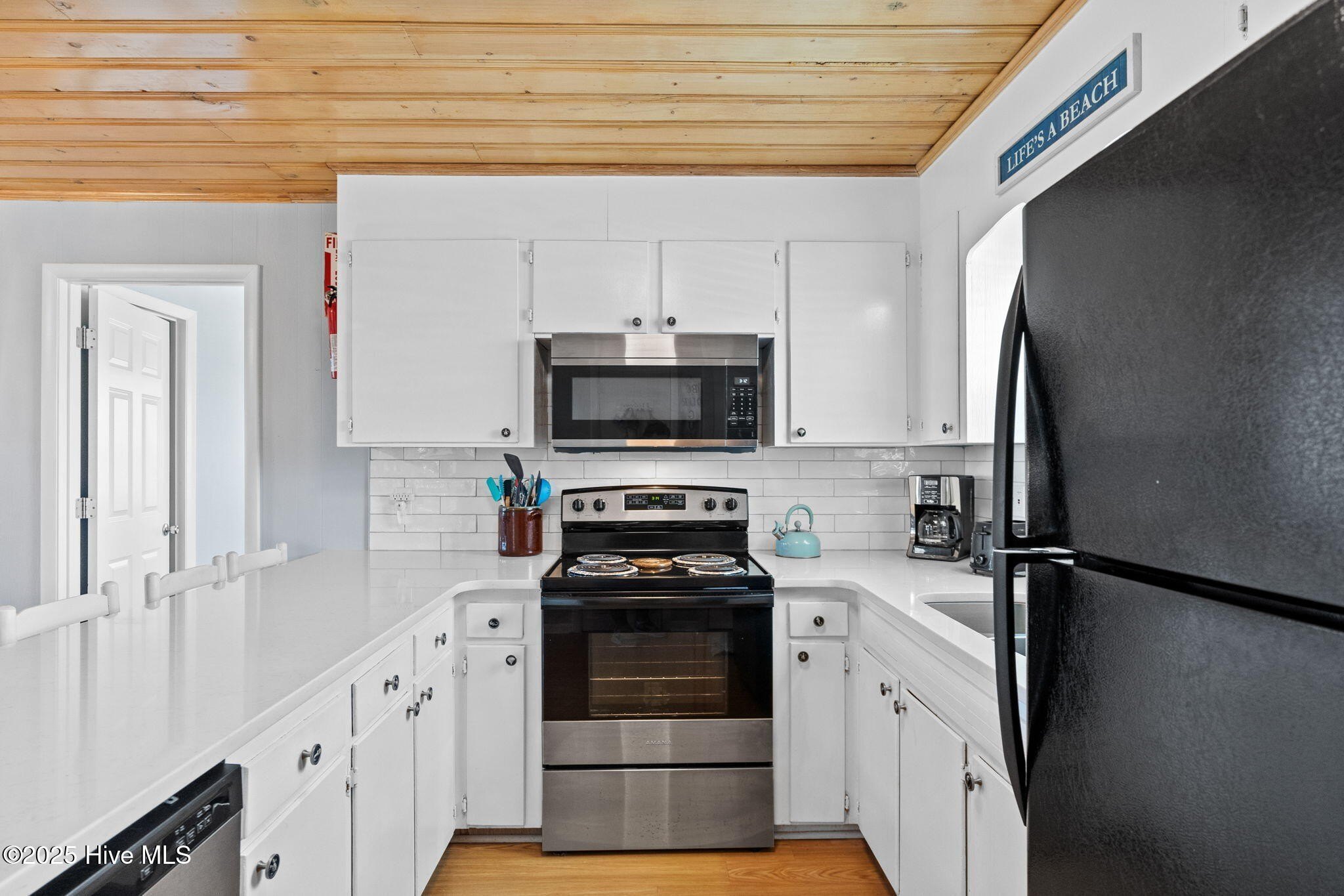 Sunset Beach, North Carolina, 28468, United States, 4 Bedrooms Bedrooms, ,4 BathroomsBathrooms,Residential,For Sale,1982253