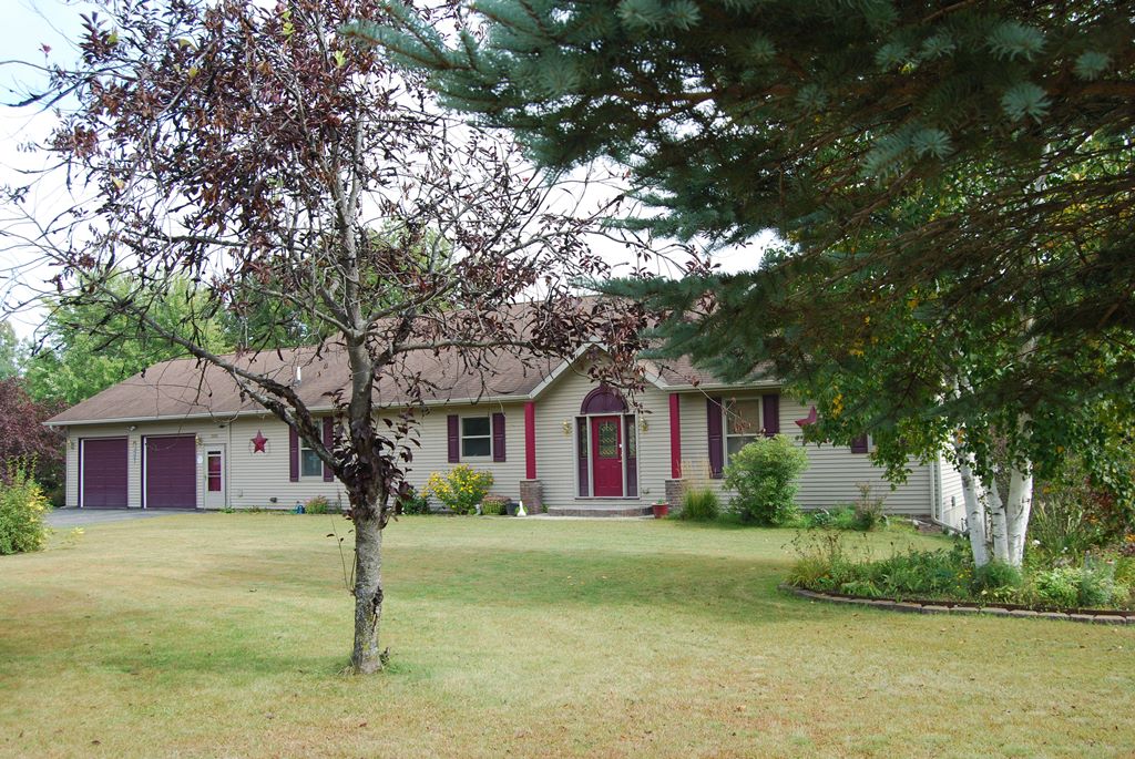 Grand Rapids, Minnesota, 55744, United States, 3 Bedrooms Bedrooms, ,Residential,For Sale,1981419