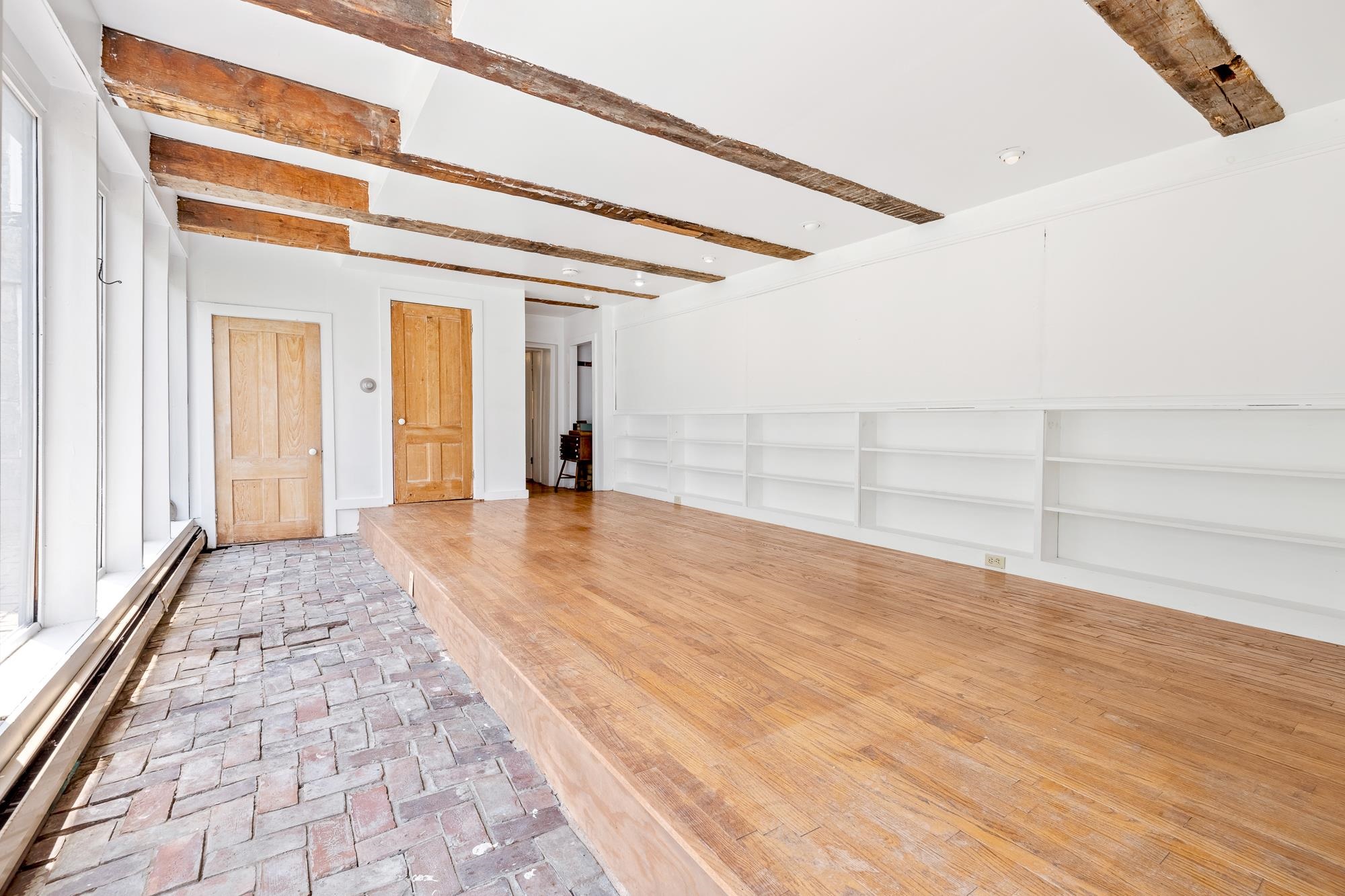 Lyme, New Hampshire, 03768, United States, 3 Bedrooms Bedrooms, ,2 BathroomsBathrooms,Residential,For Sale,1862364