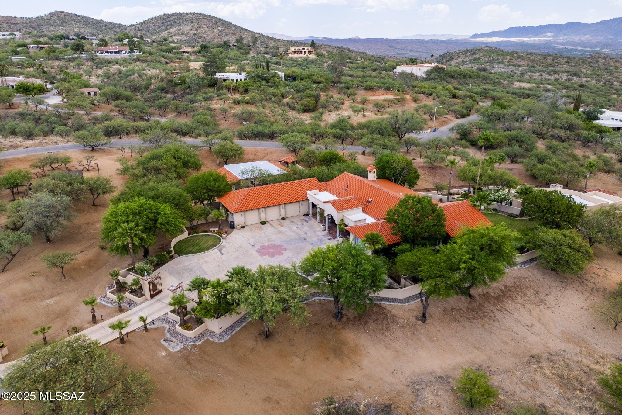 Nogales, Arizona, 85621, United States, 4 Bedrooms Bedrooms, ,7 BathroomsBathrooms,Residential,For Sale,1975895