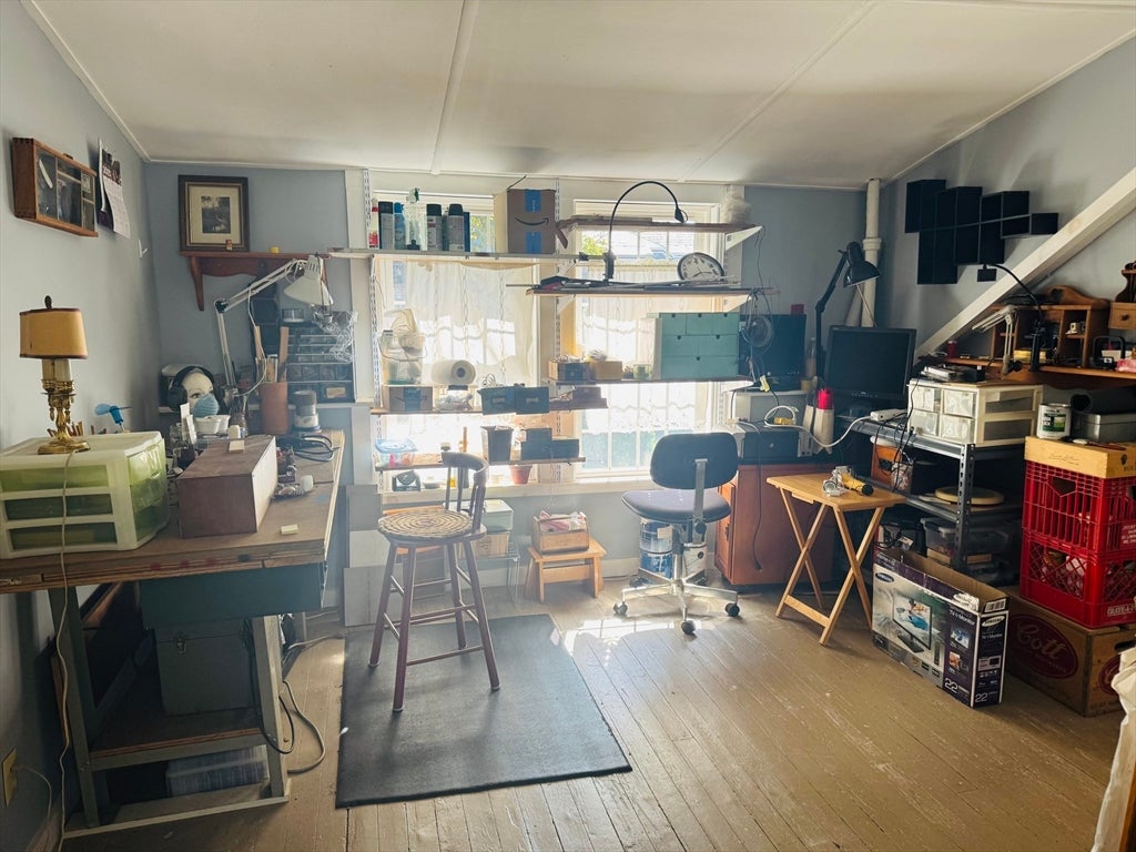 Northfield, Massachusetts, 01360, United States, 4 Bedrooms Bedrooms, ,2 BathroomsBathrooms,Residential,For Sale,1947195