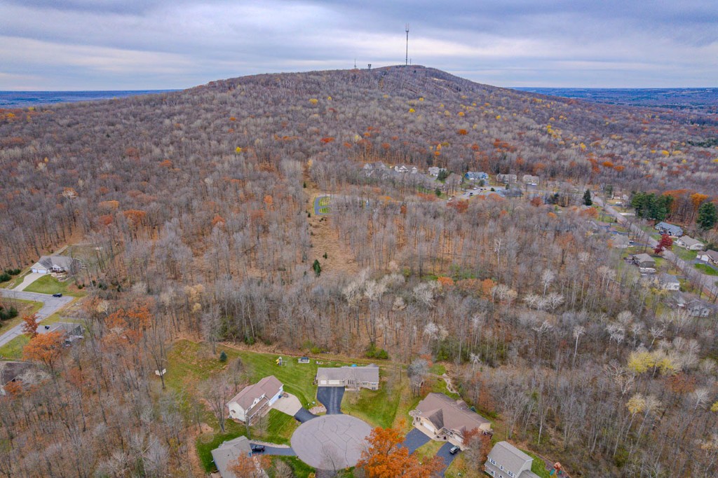 Wausau, Wisconsin, 54401, United States, ,Residential,For Sale,2001990