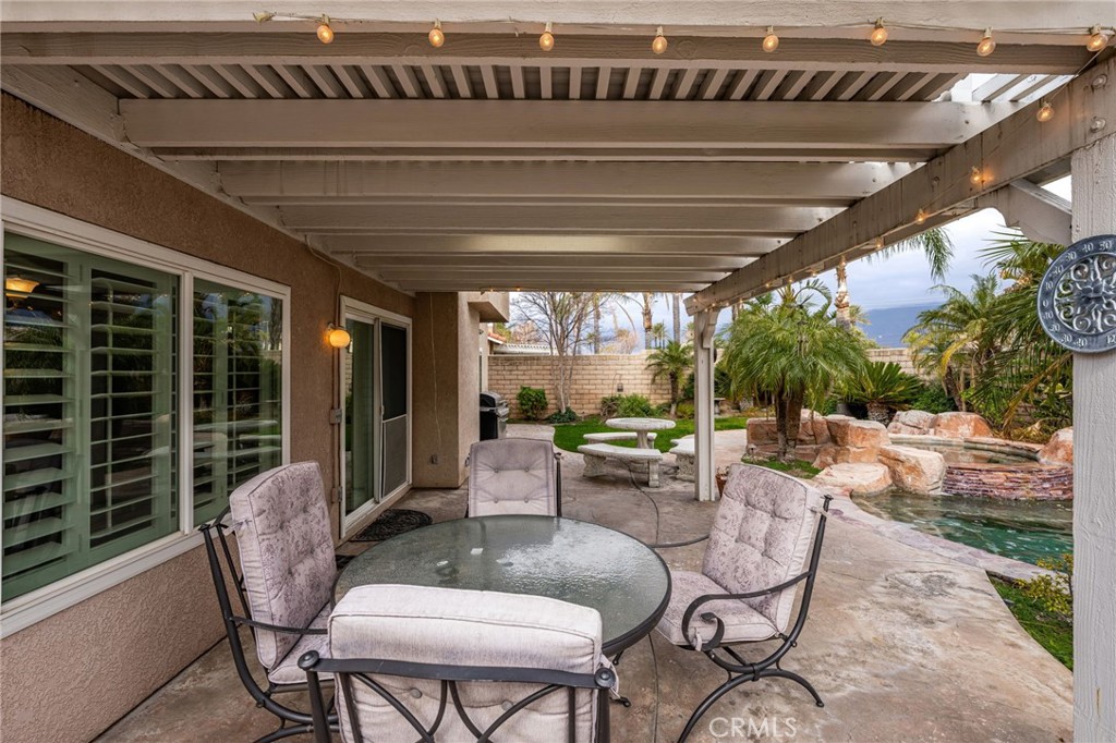 Fontana, California, 92336, United States, 4 Bedrooms Bedrooms, ,3 BathroomsBathrooms,Residential,For Sale,2022235